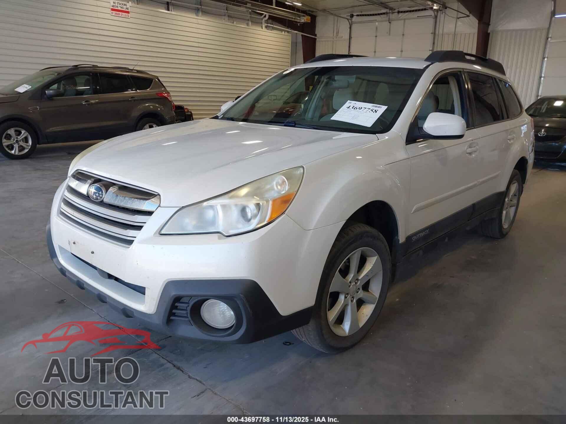 SUBARU OUTBACK 2014 - 4S4BRBCC0E3217193