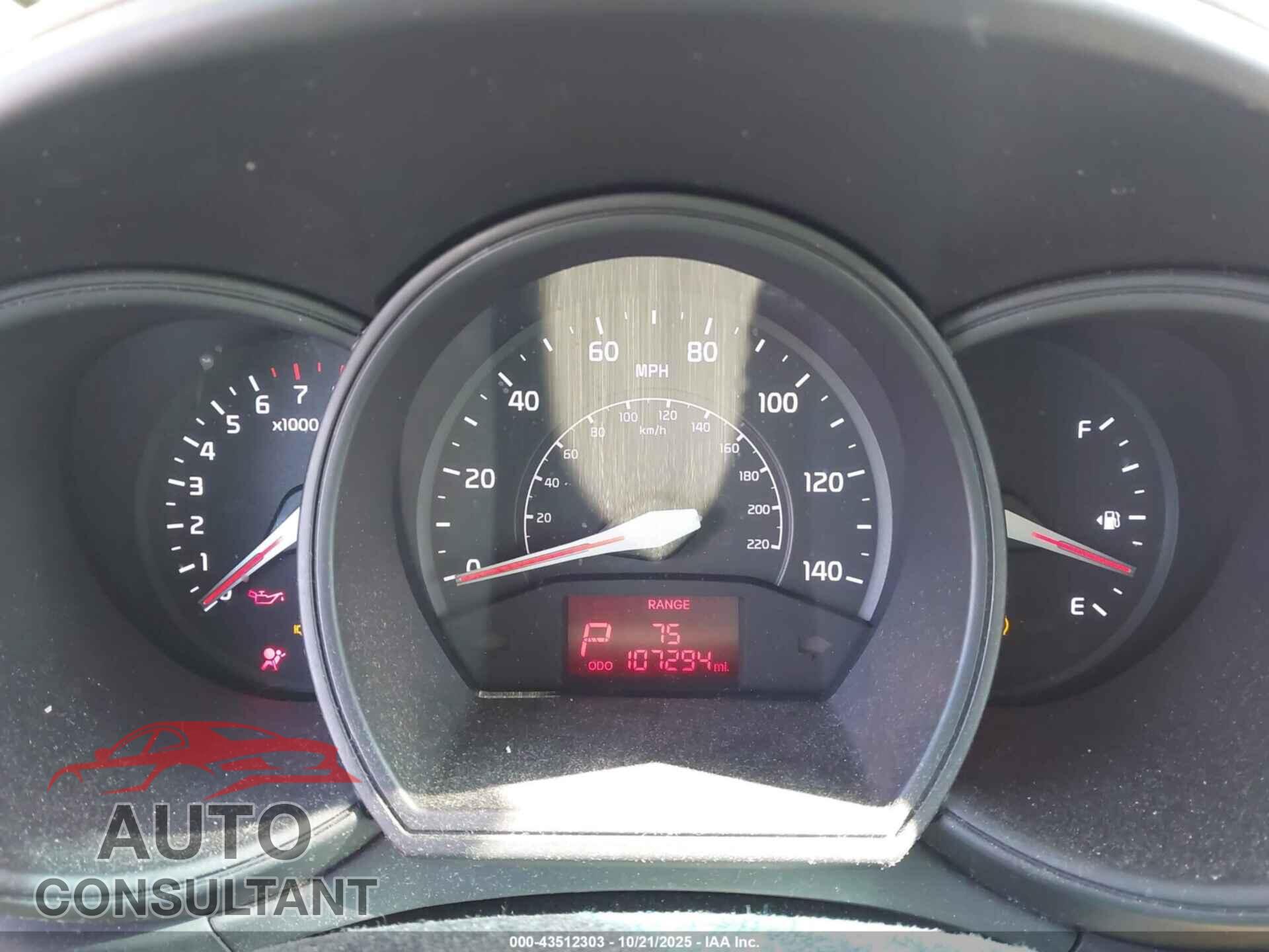 KIA RIO5 2012 - KNADM5A32C6015237