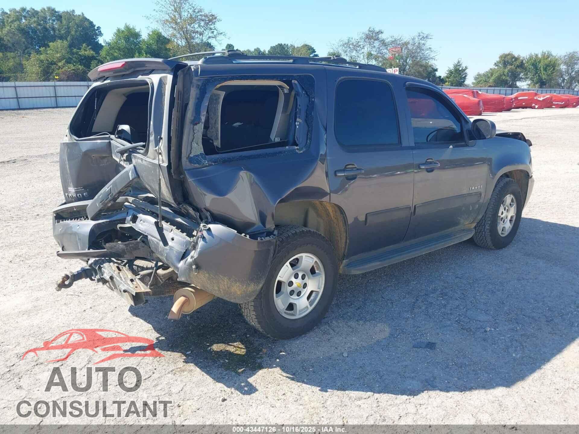 CHEVROLET TAHOE 2011 - 1GNSCAE03BR165321