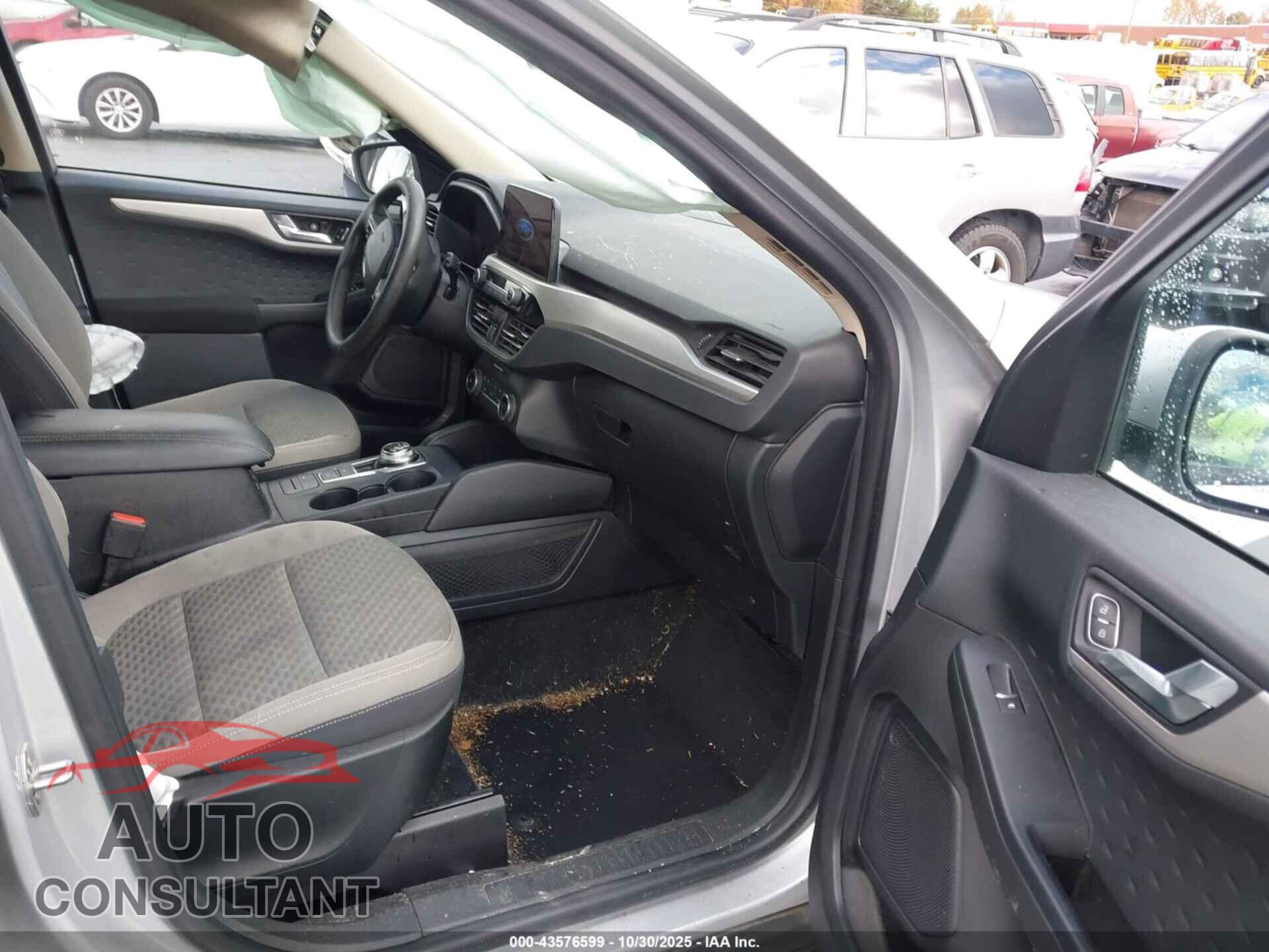 FORD ESCAPE 2020 - 1FMCU0G67LUA22713