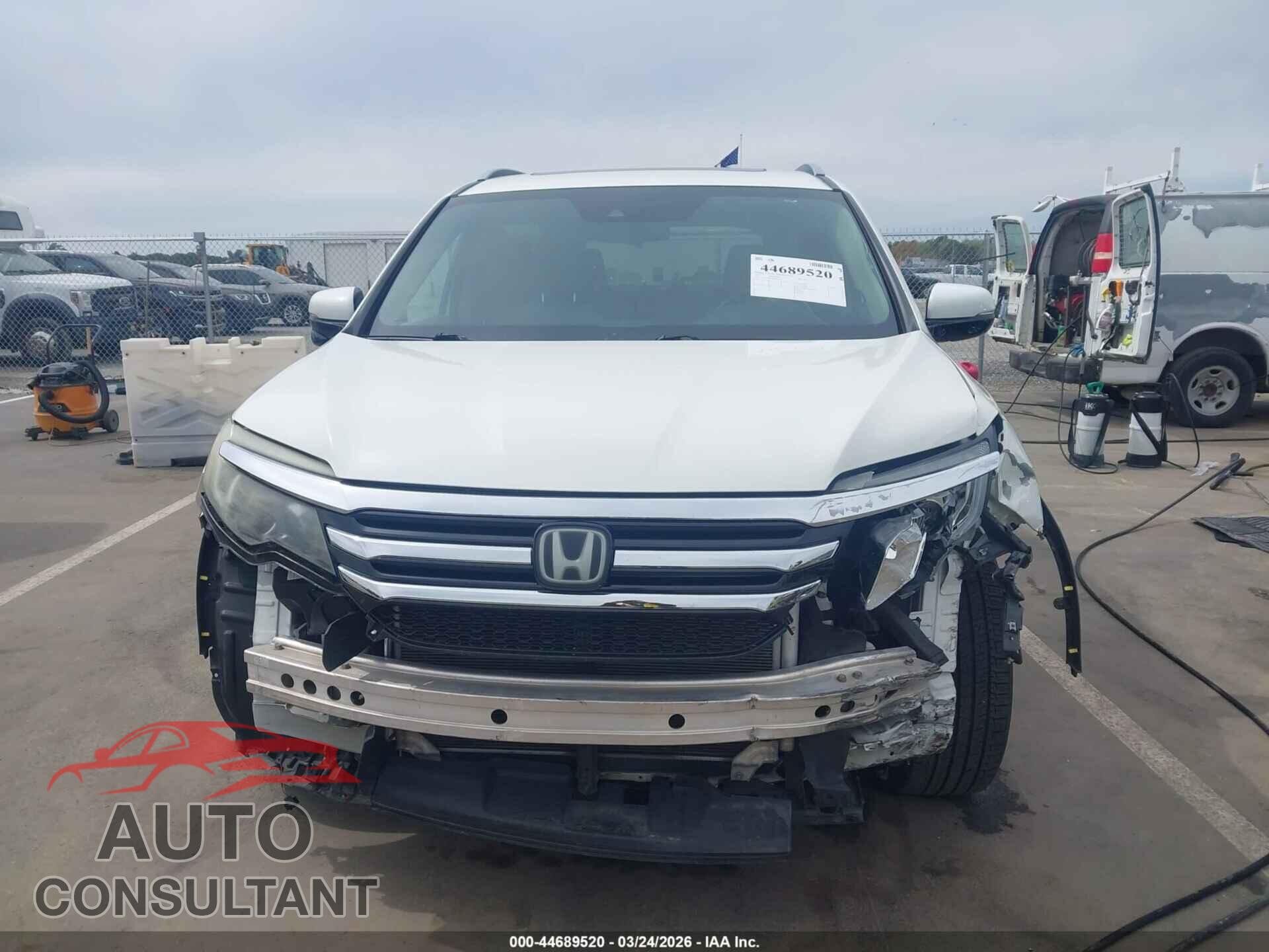 HONDA PILOT 2017 - 5FNYF6H9XHB102944