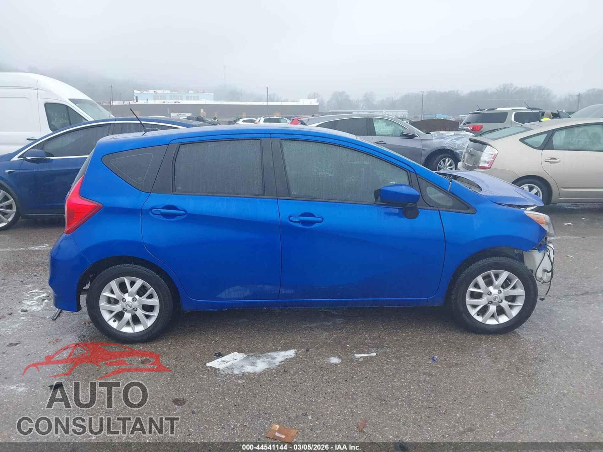 NISSAN VERSA NOTE 2017 - 3N1CE2CP2HL376042