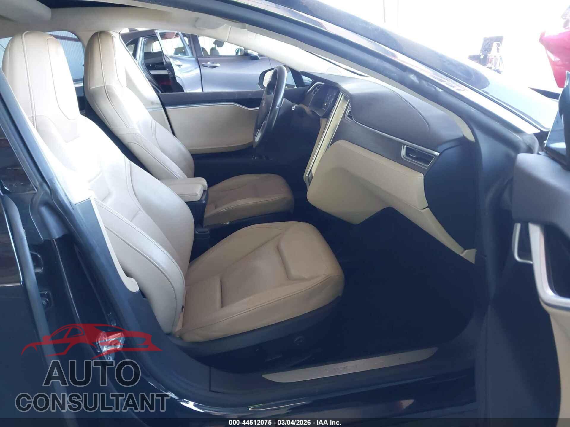 TESLA MODEL S 2016 - 5YJSA1E43GF120104
