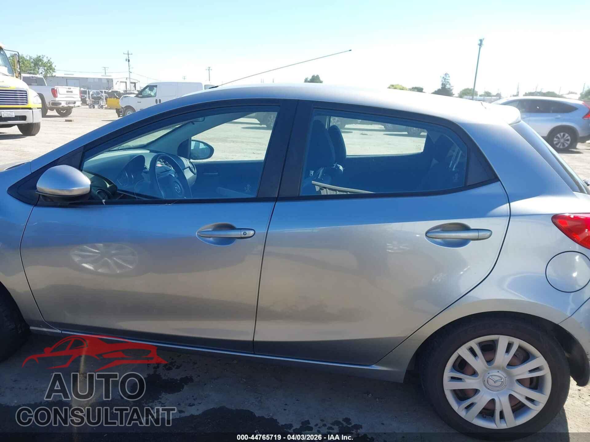 MAZDA MAZDA2 2014 - JM1DE1KZ4E0175489