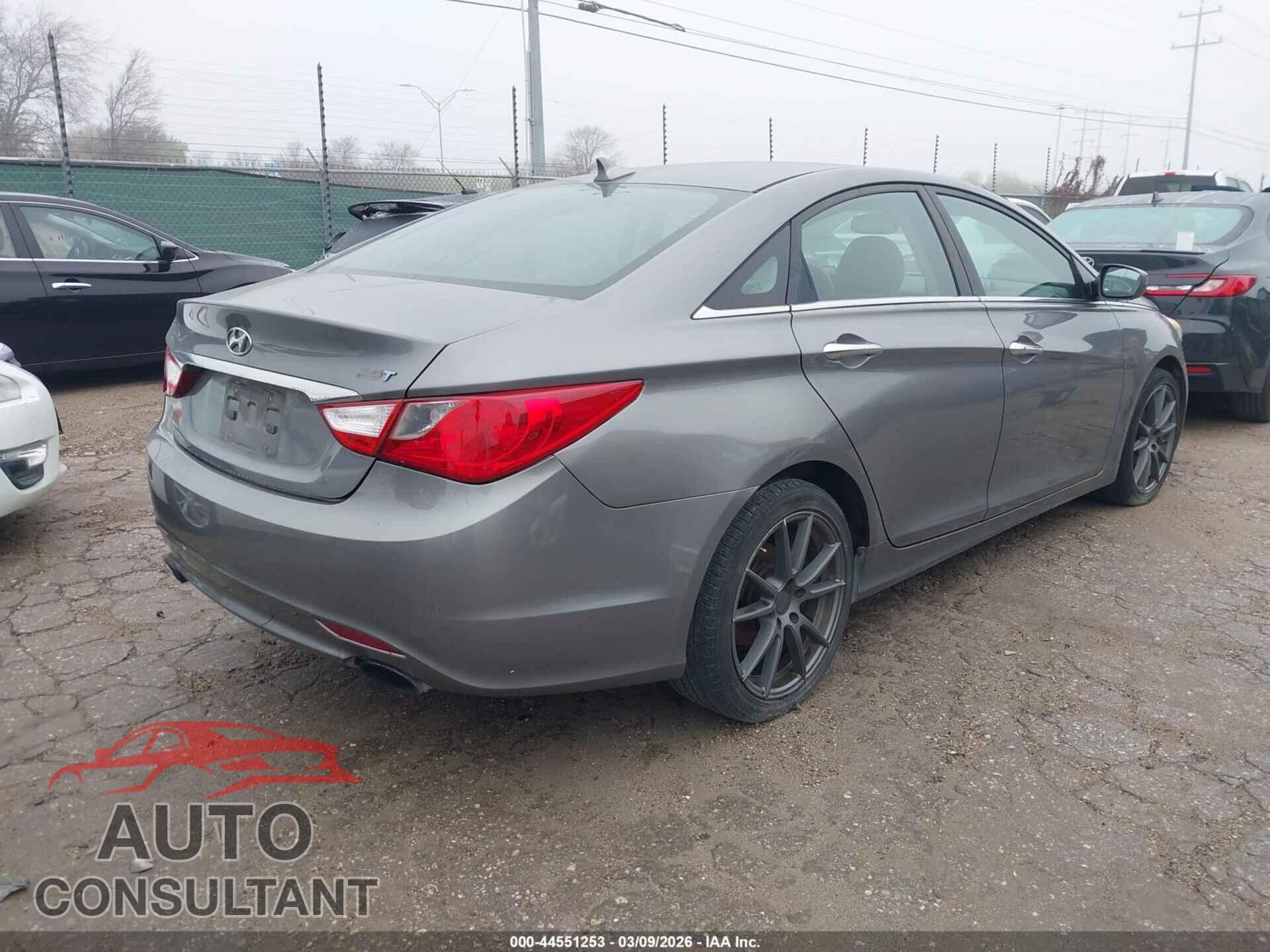 HYUNDAI SONATA 2011 - 5NPEC4AB6BH279349