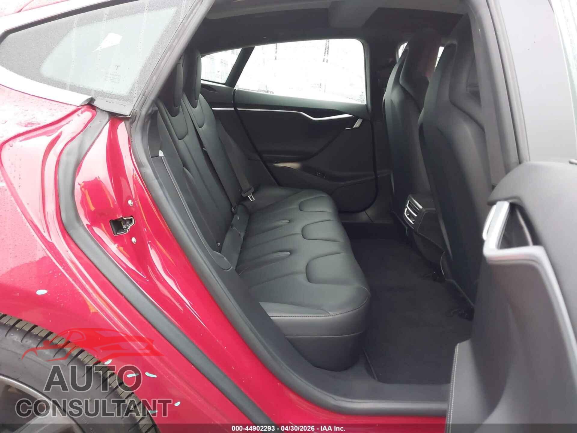 TESLA MODEL S 2015 - 5YJSA1E49FF114015