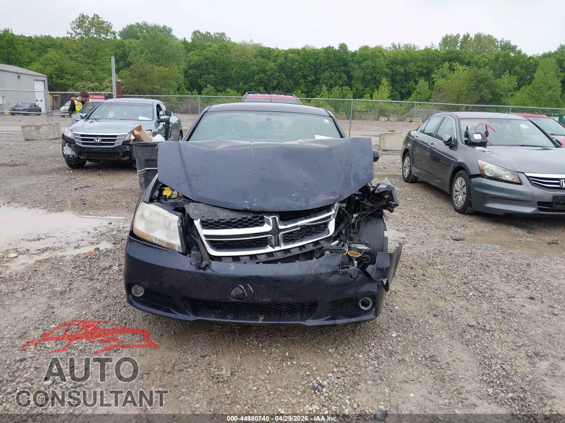 DODGE AVENGER 2011 - 1B3BD2FB7BN506949