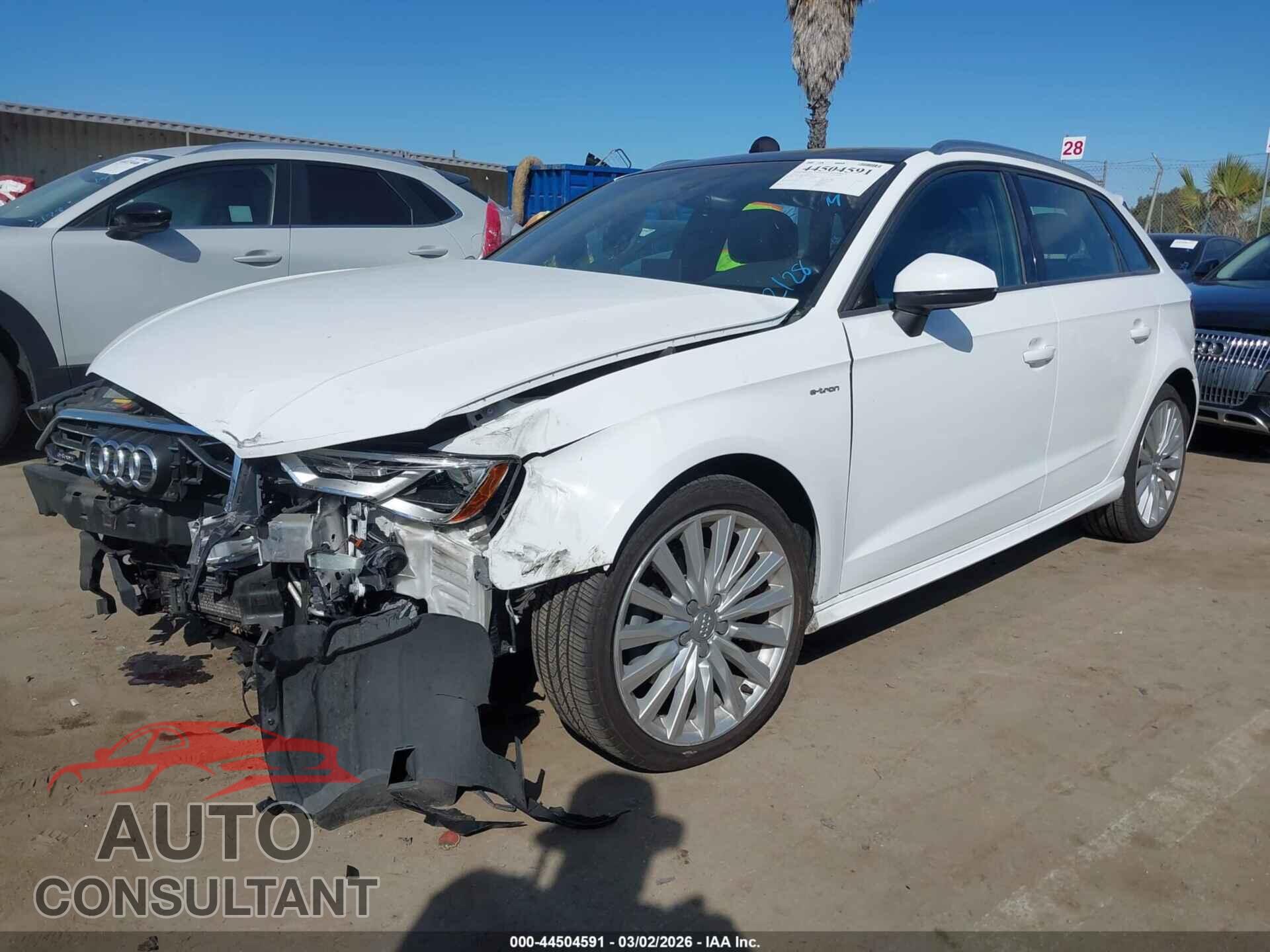 AUDI A3 E-TRON 2017 - WAUUPBFF8HA041161