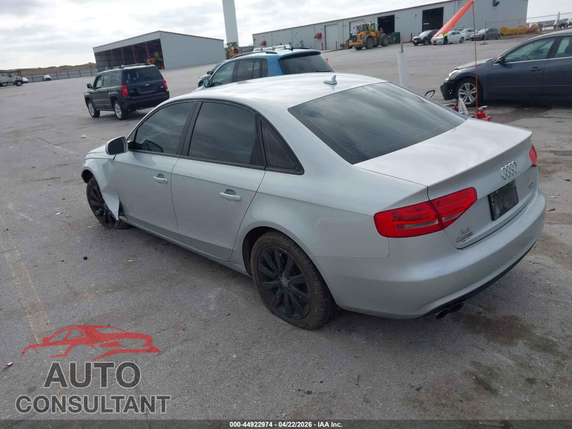 AUDI A4 2013 - WAUDFAFL4DN043639