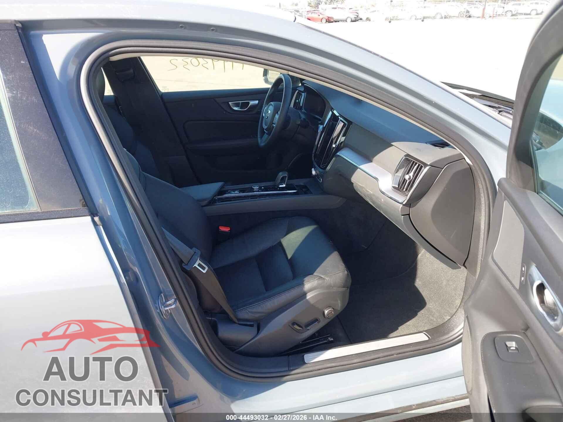 VOLVO S60 2024 - 7JRL12TKXRG323237