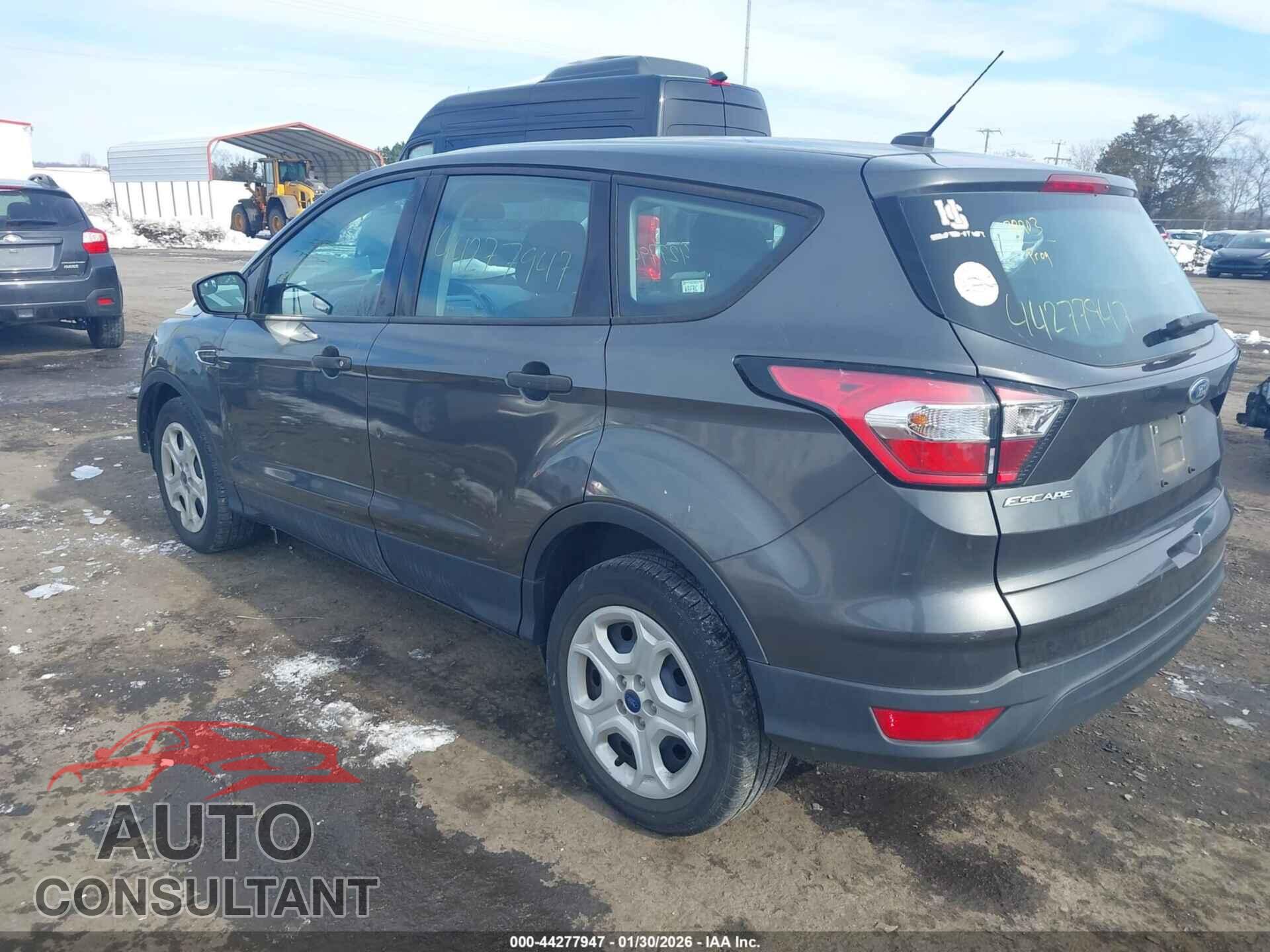 FORD ESCAPE 2017 - 1FMCU0F76HUC73899
