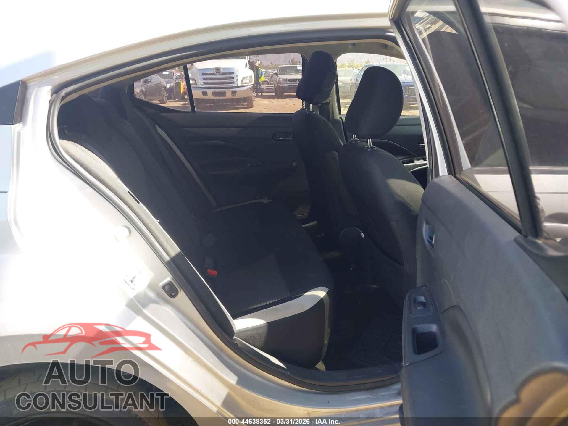 NISSAN VERSA 2020 - 3N1CN8EV4LL821663
