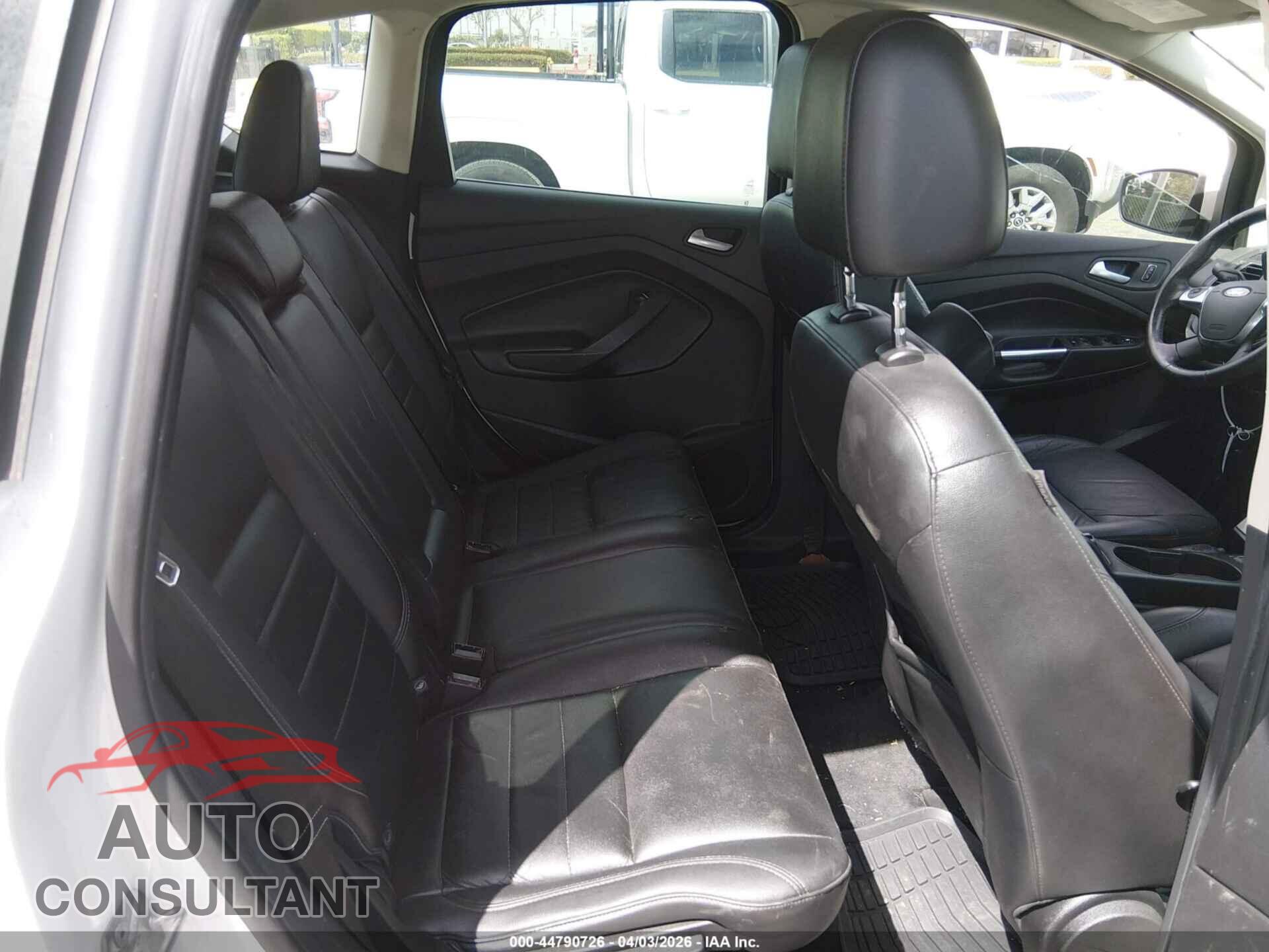 FORD C-MAX ENERGI 2016 - 1FADP5CU9GL101402