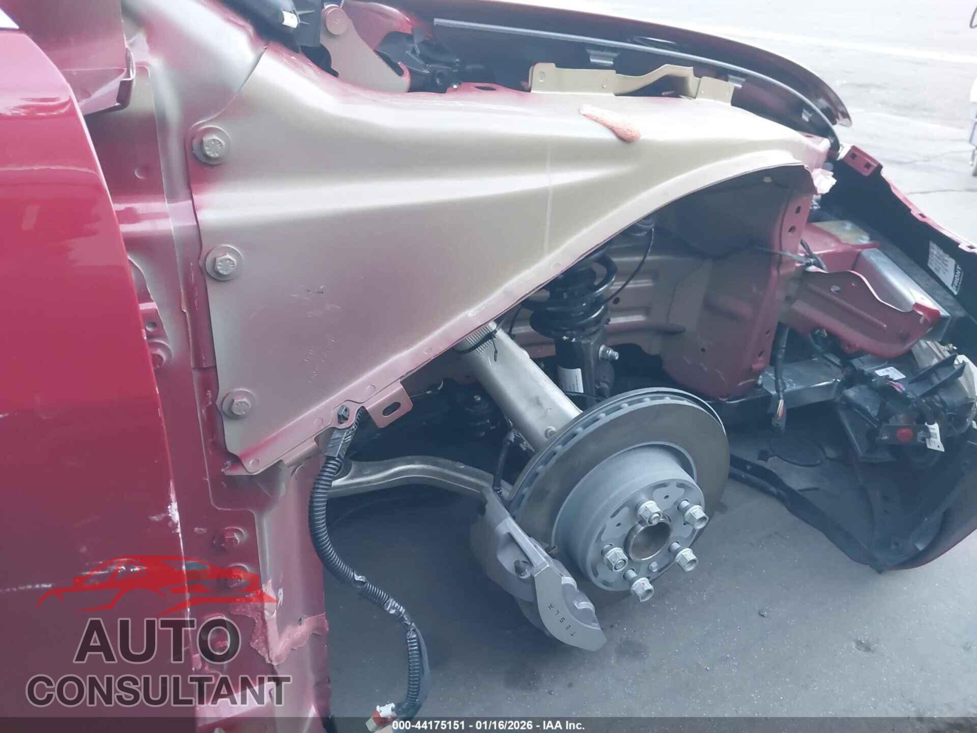 TESLA MODEL 3 2019 - 5YJ3E1EA9KF308360