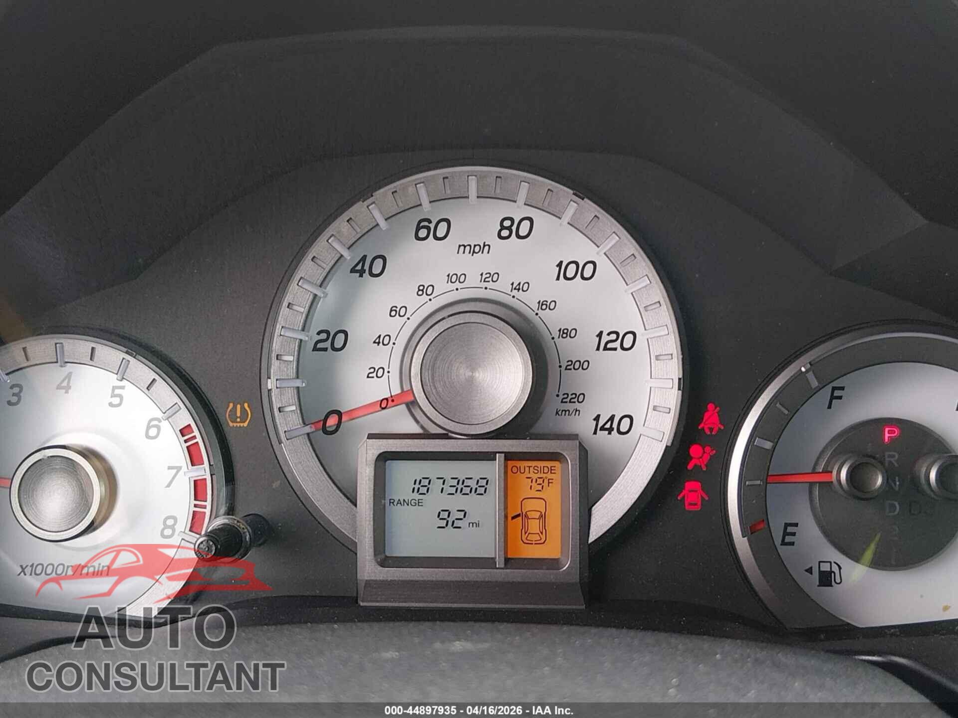 HONDA PILOT 2015 - 5FNYF3H31FB027770