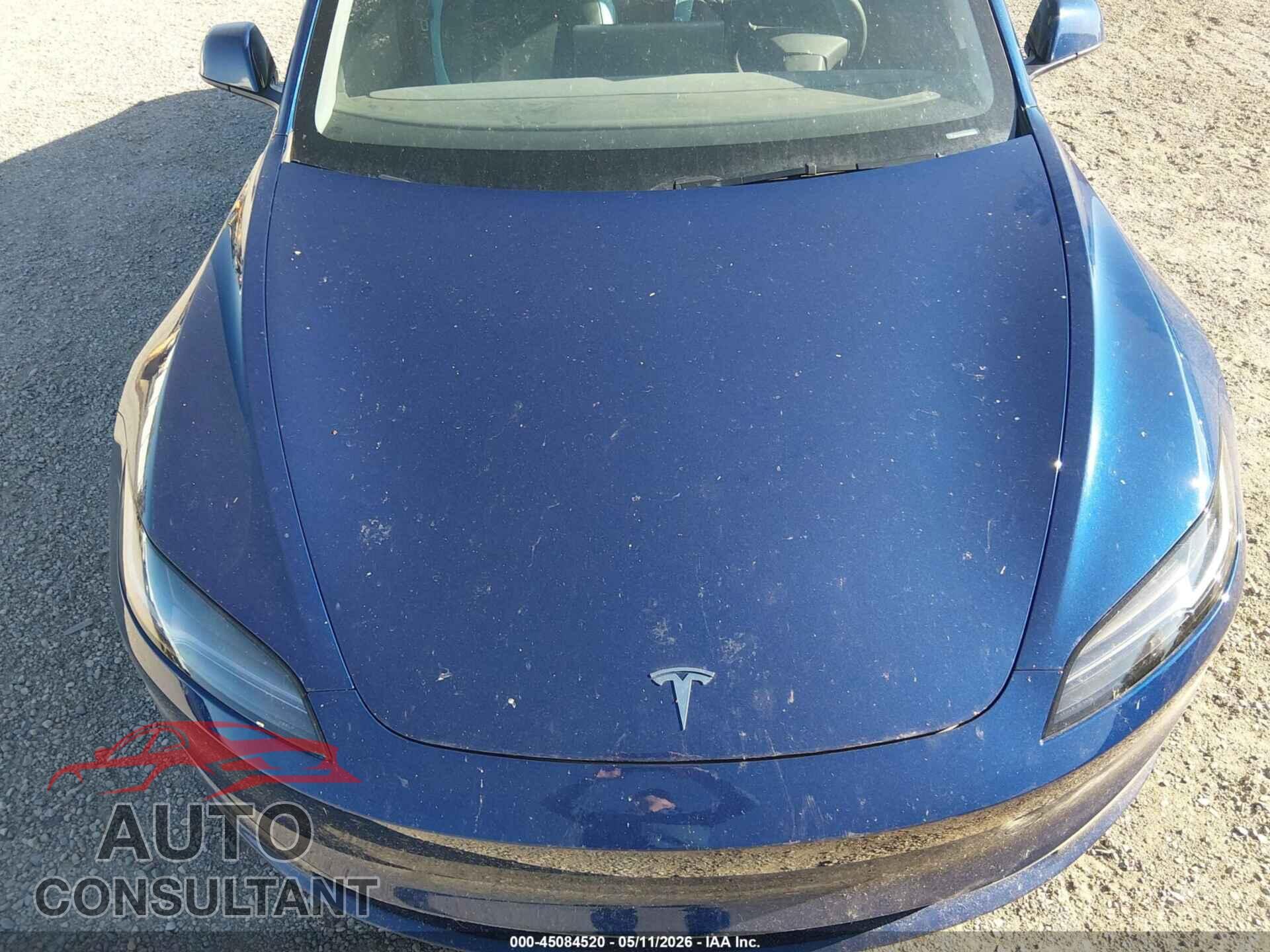 TESLA MODEL 3 2025 - 5YJ3E1EA0SF915845