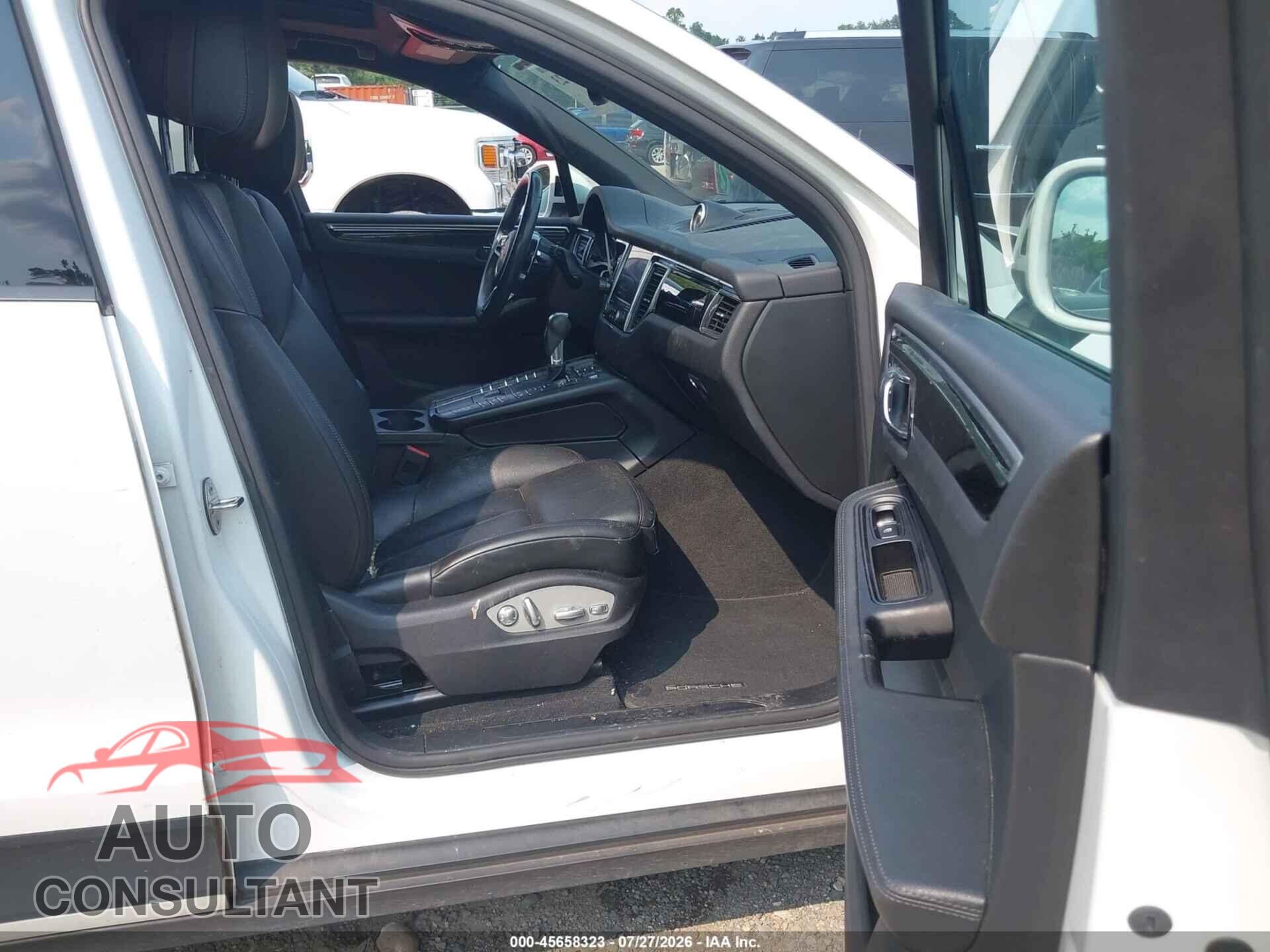 PORSCHE MACAN 2018 - WP1AA2A54JLB07025