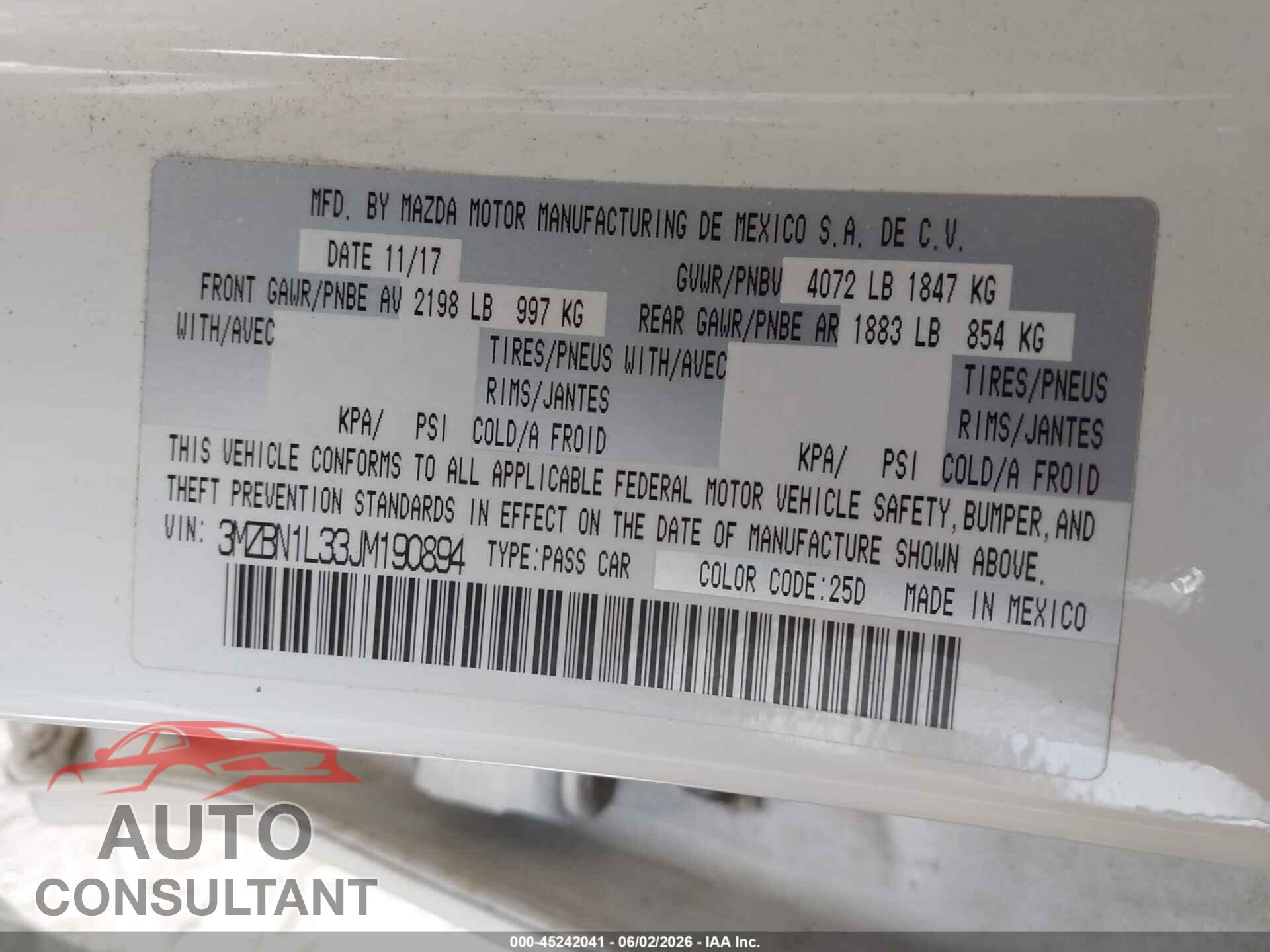 MAZDA MAZDA3 2018 - 3MZBN1L33JM190894