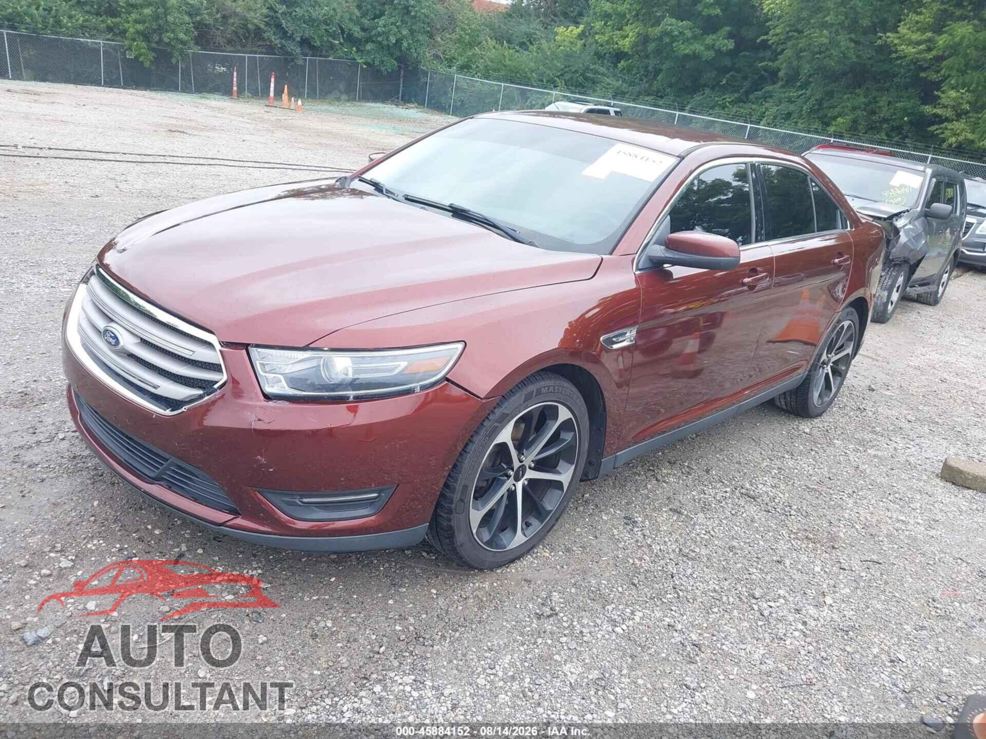 FORD TAURUS 2015 - 1FAHP2E82FG156748