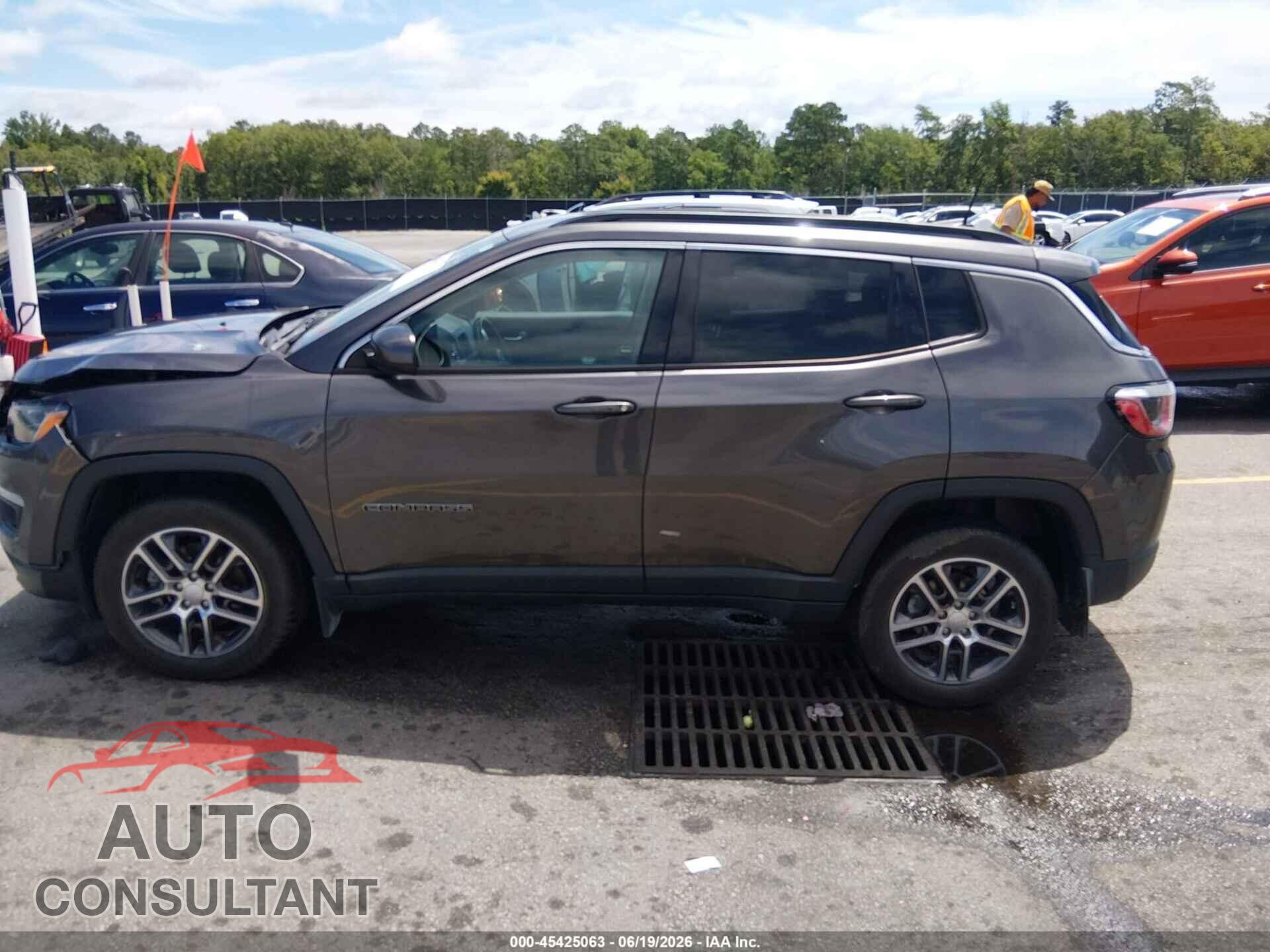 JEEP COMPASS 2020 - 3C4NJDBB8LT215819