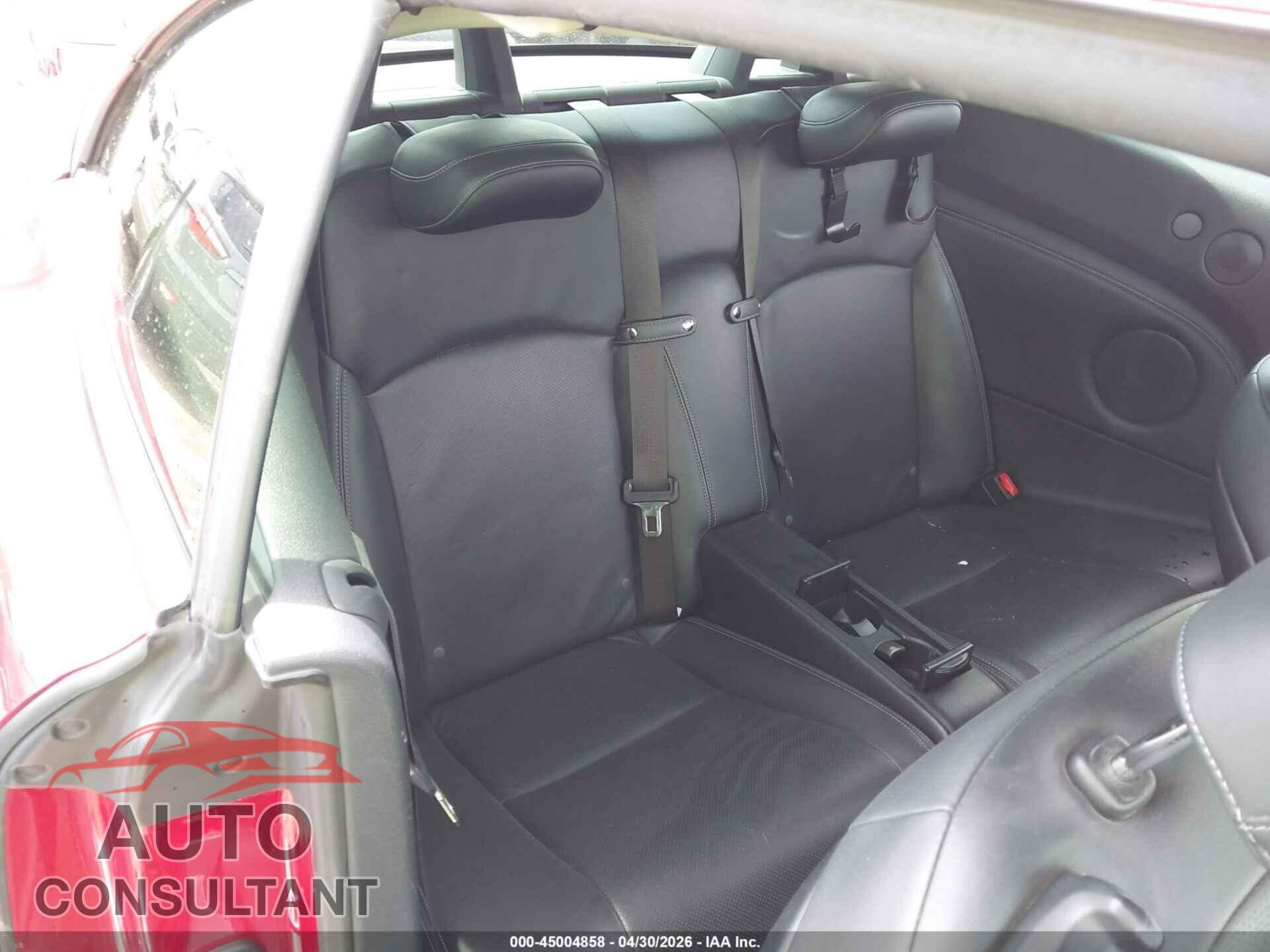 LEXUS IS 250C 2012 - JTHFF2C24C2521876