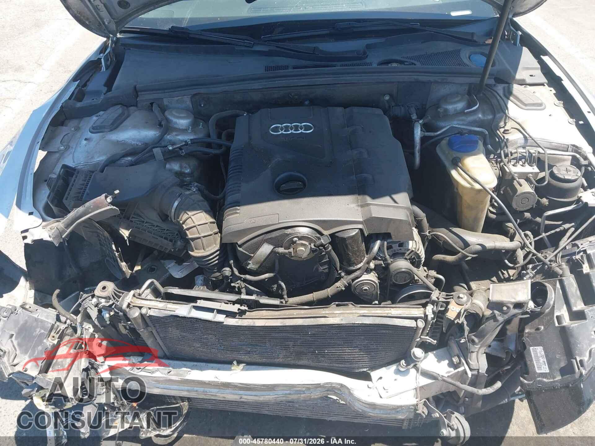 AUDI A5 2010 - WAULFAFR7AA016664