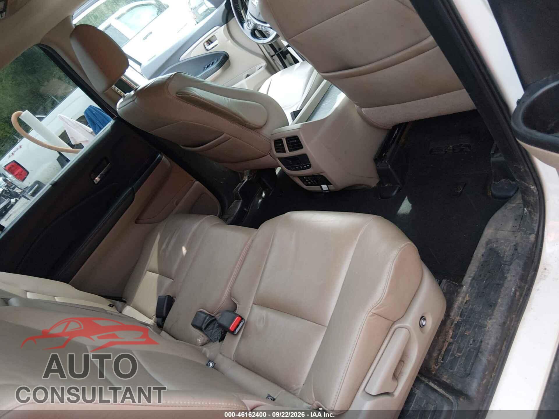 HONDA PILOT 2017 - 5FNYF6H81HB096233