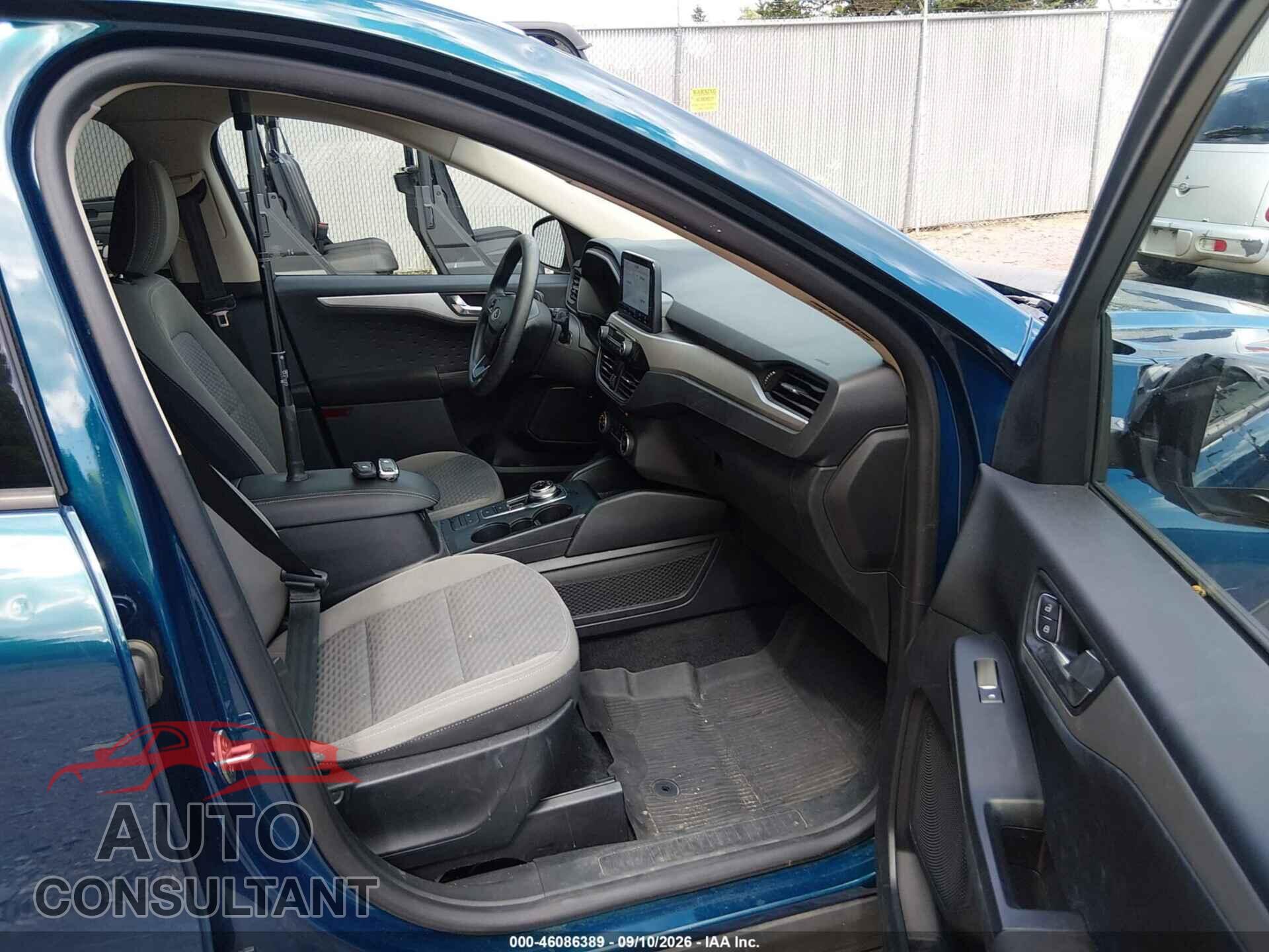 FORD ESCAPE 2020 - 1FMCU0G62LUA96265