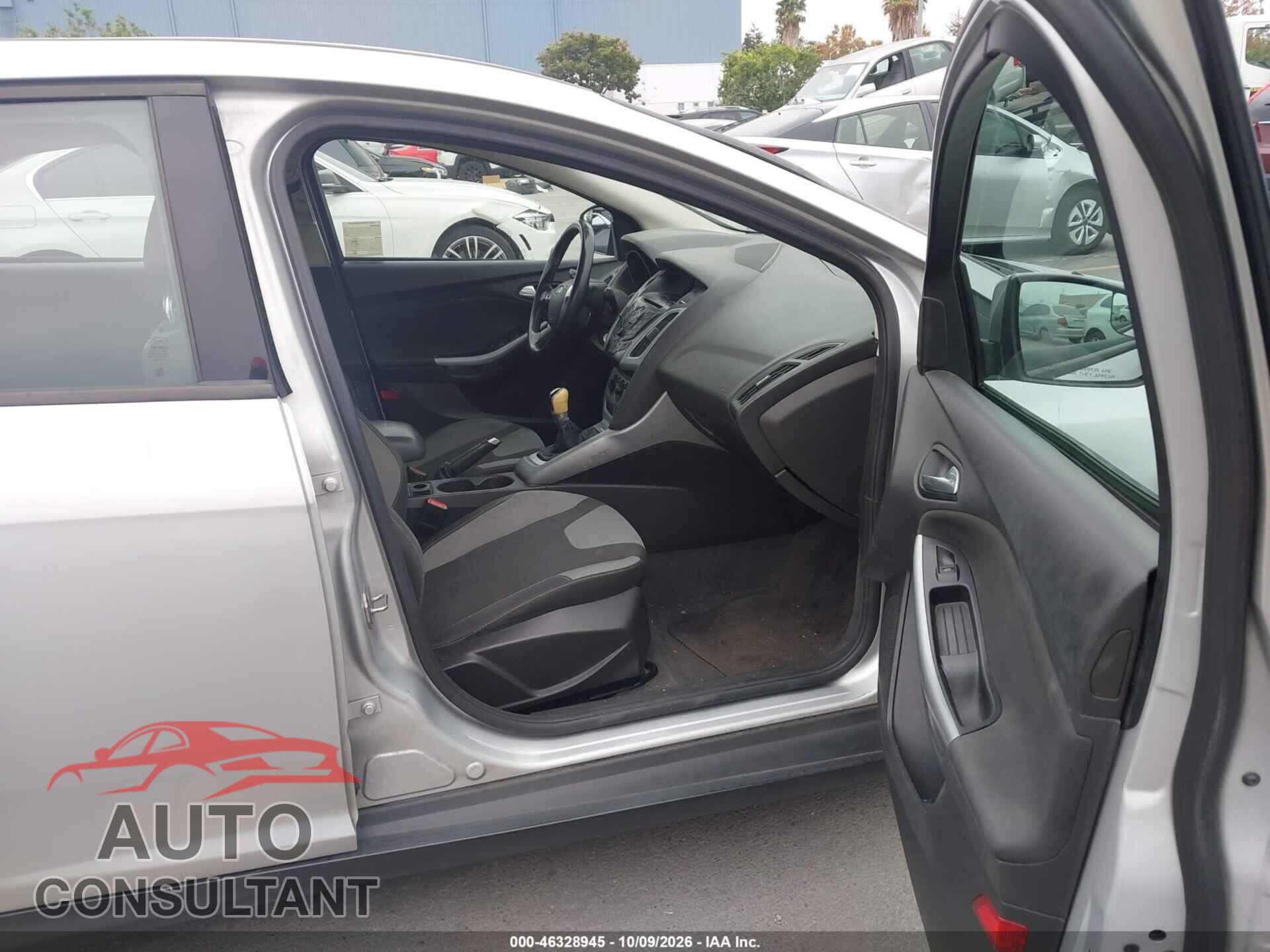 FORD FOCUS 2012 - 1FAHP3F28CL148687