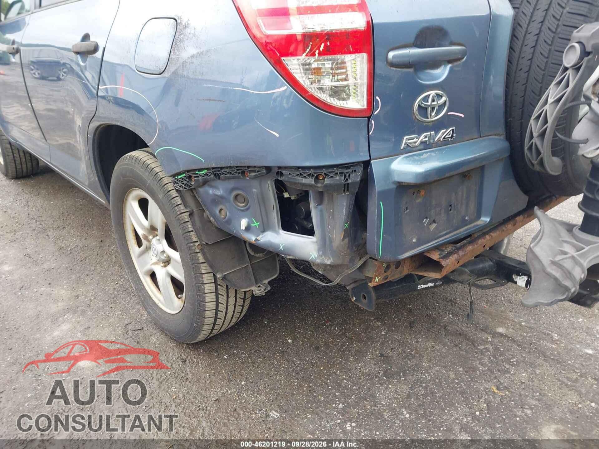 TOYOTA RAV4 2011 - JTMBF4DV8BD041329