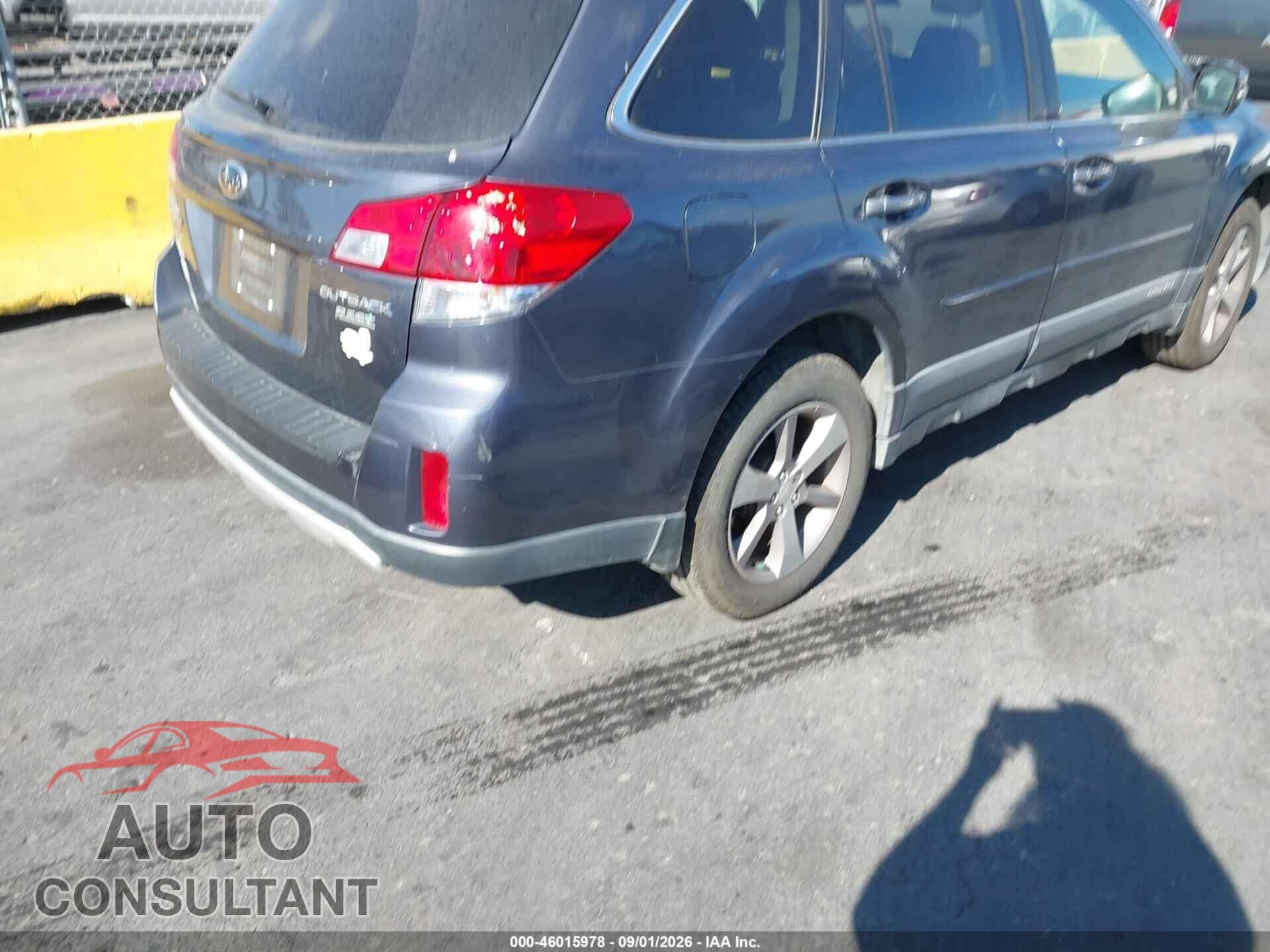SUBARU OUTBACK 2014 - 4S4BRBPC8E3271934
