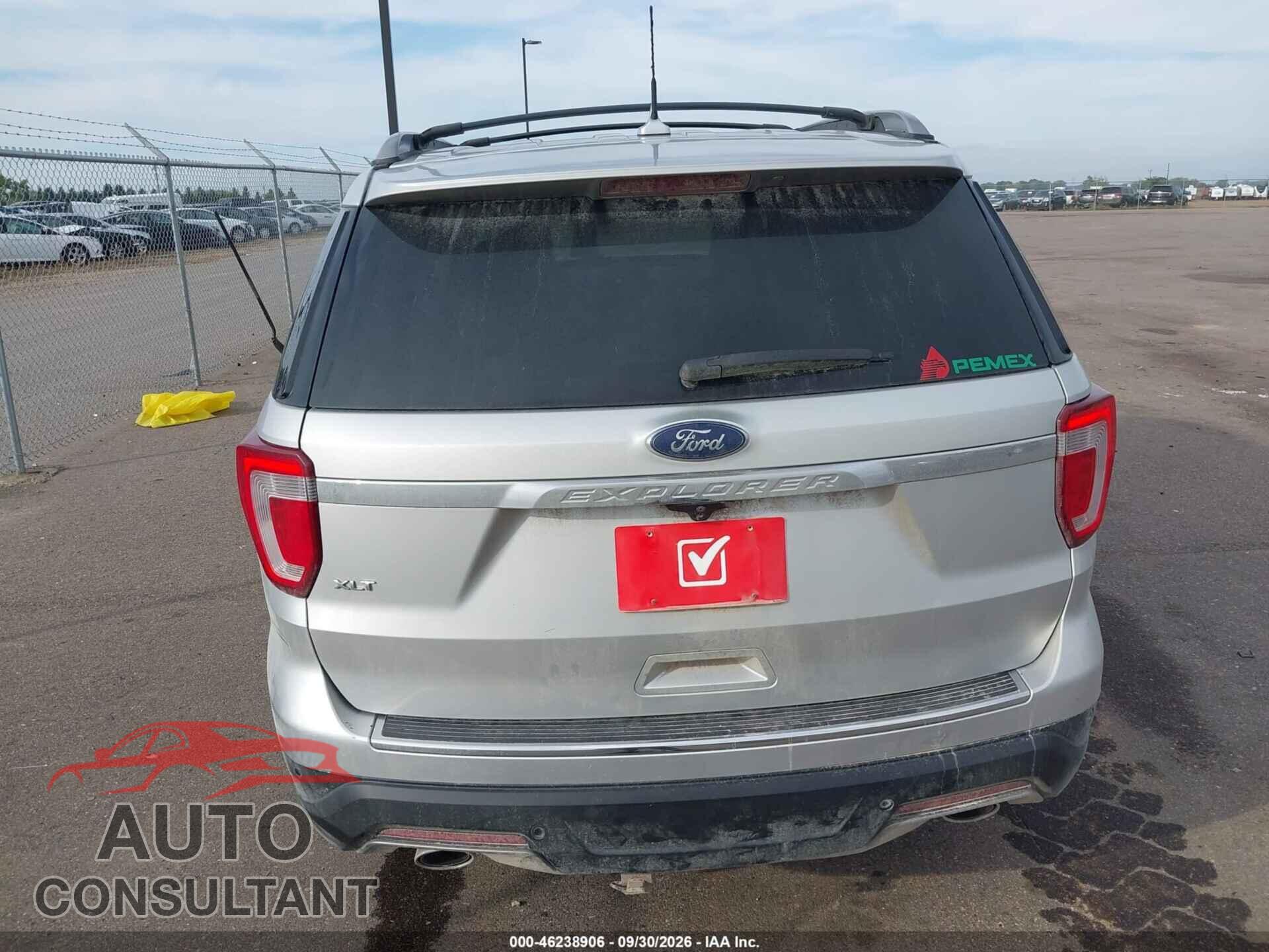 FORD EXPLORER 2018 - 1FM5K7D86JGB39577