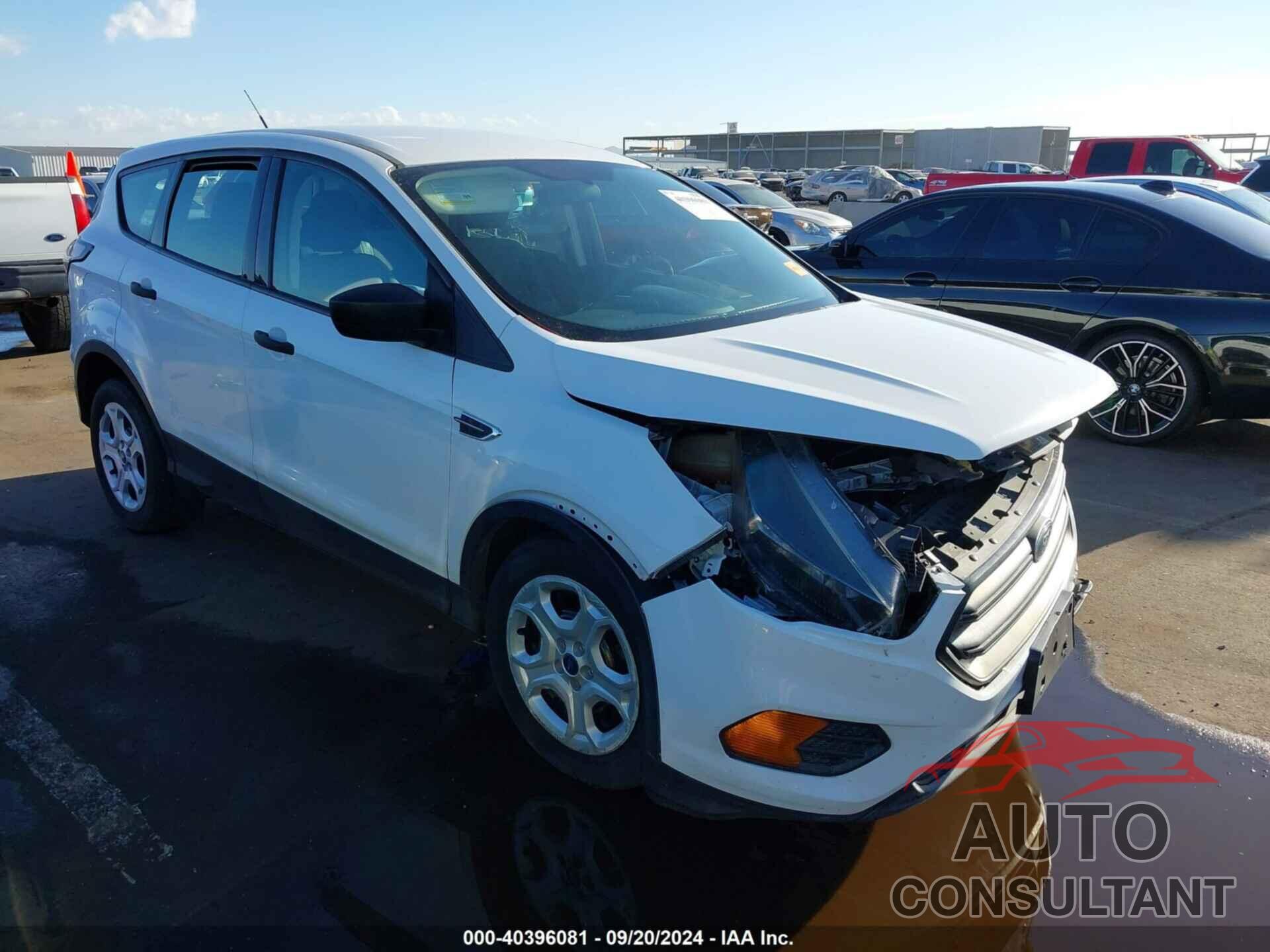 FORD ESCAPE 2018 - 1FMCU0F74JUD60674