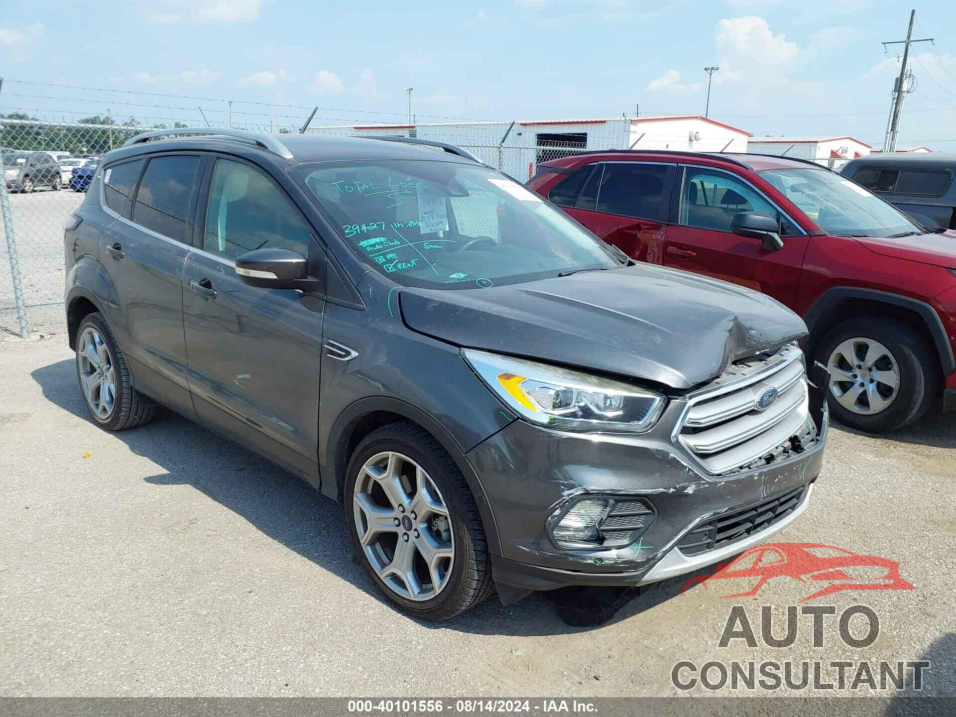 FORD ESCAPE 2017 - 1FMCU0J96HUC43343