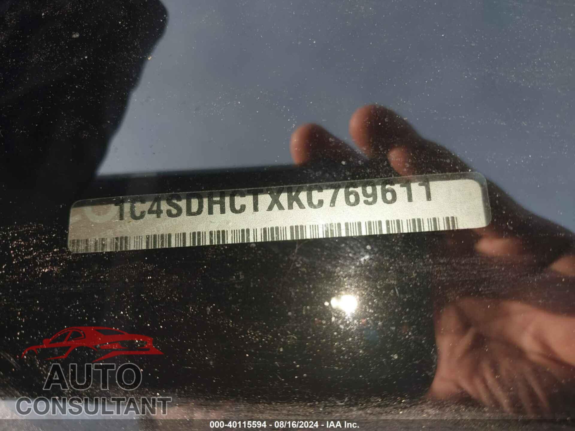 DODGE DURANGO 2019 - 1C4SDHCTXKC769611