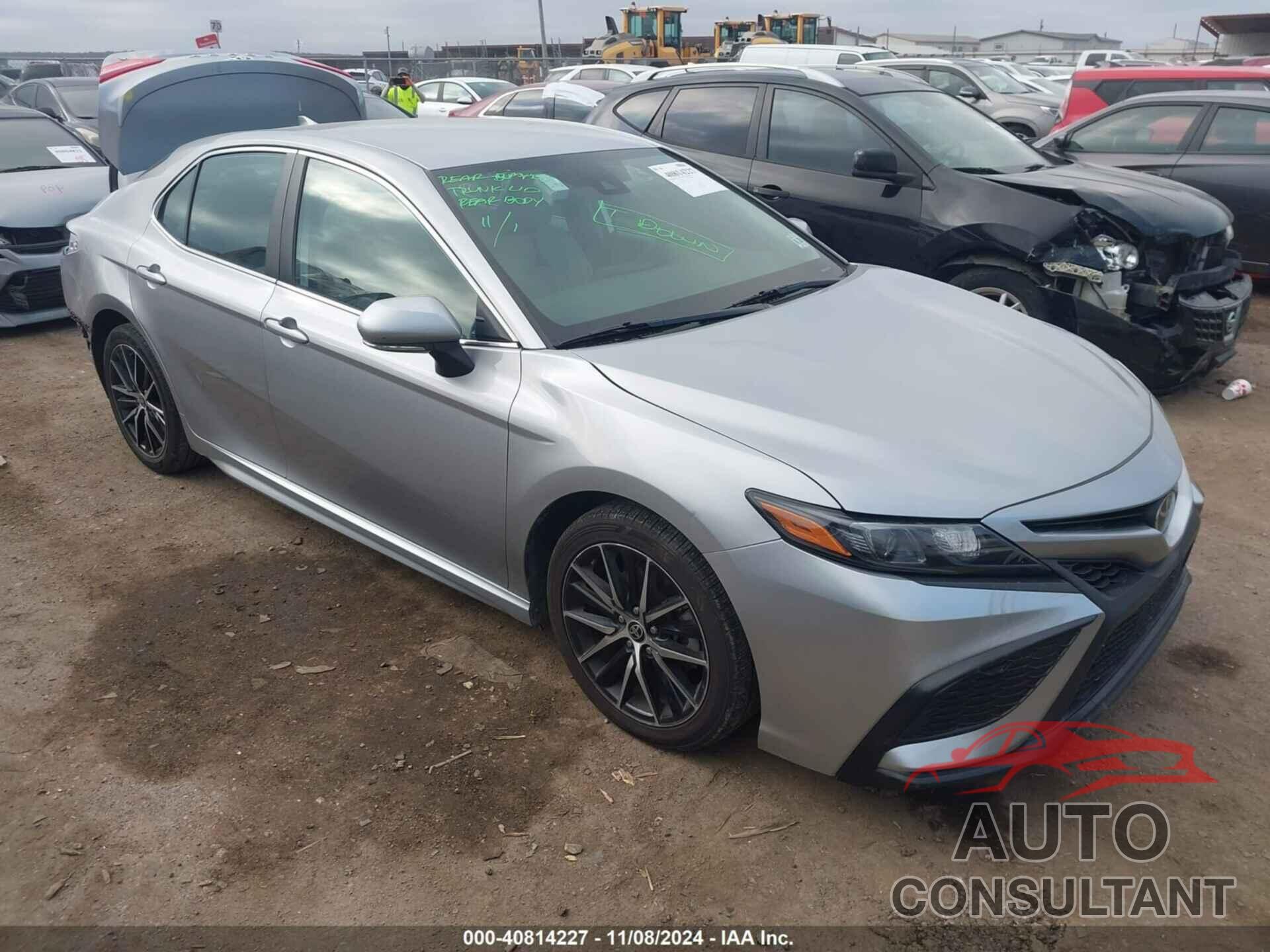 TOYOTA CAMRY 2022 - 4T1G11AK7NU686681