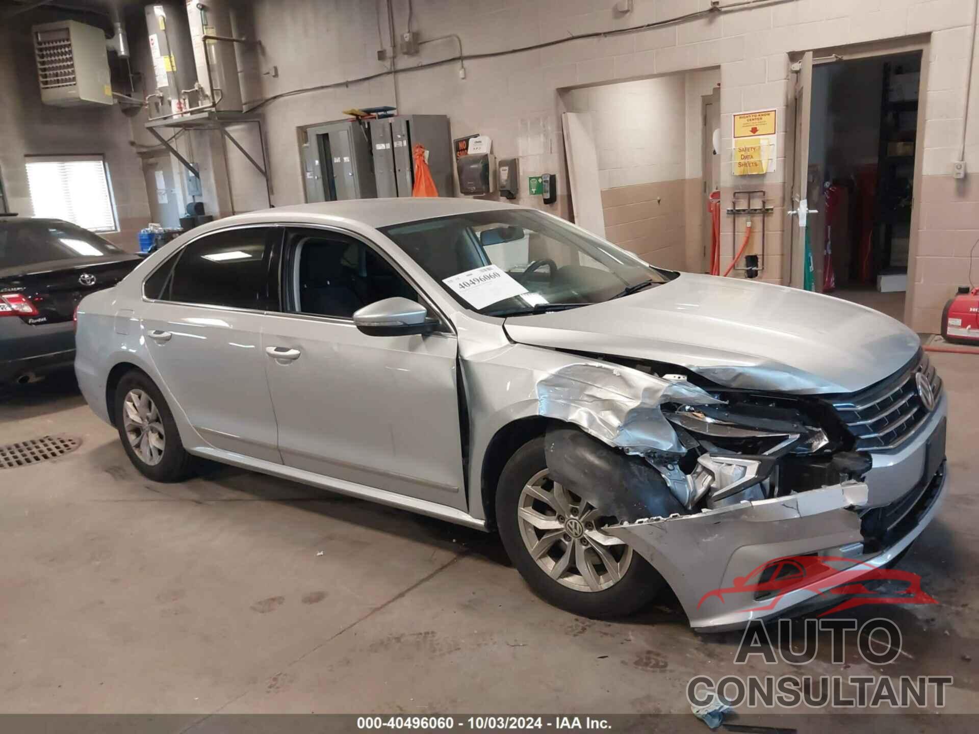 VOLKSWAGEN PASSAT 2017 - 1VWAT7A39HC079138