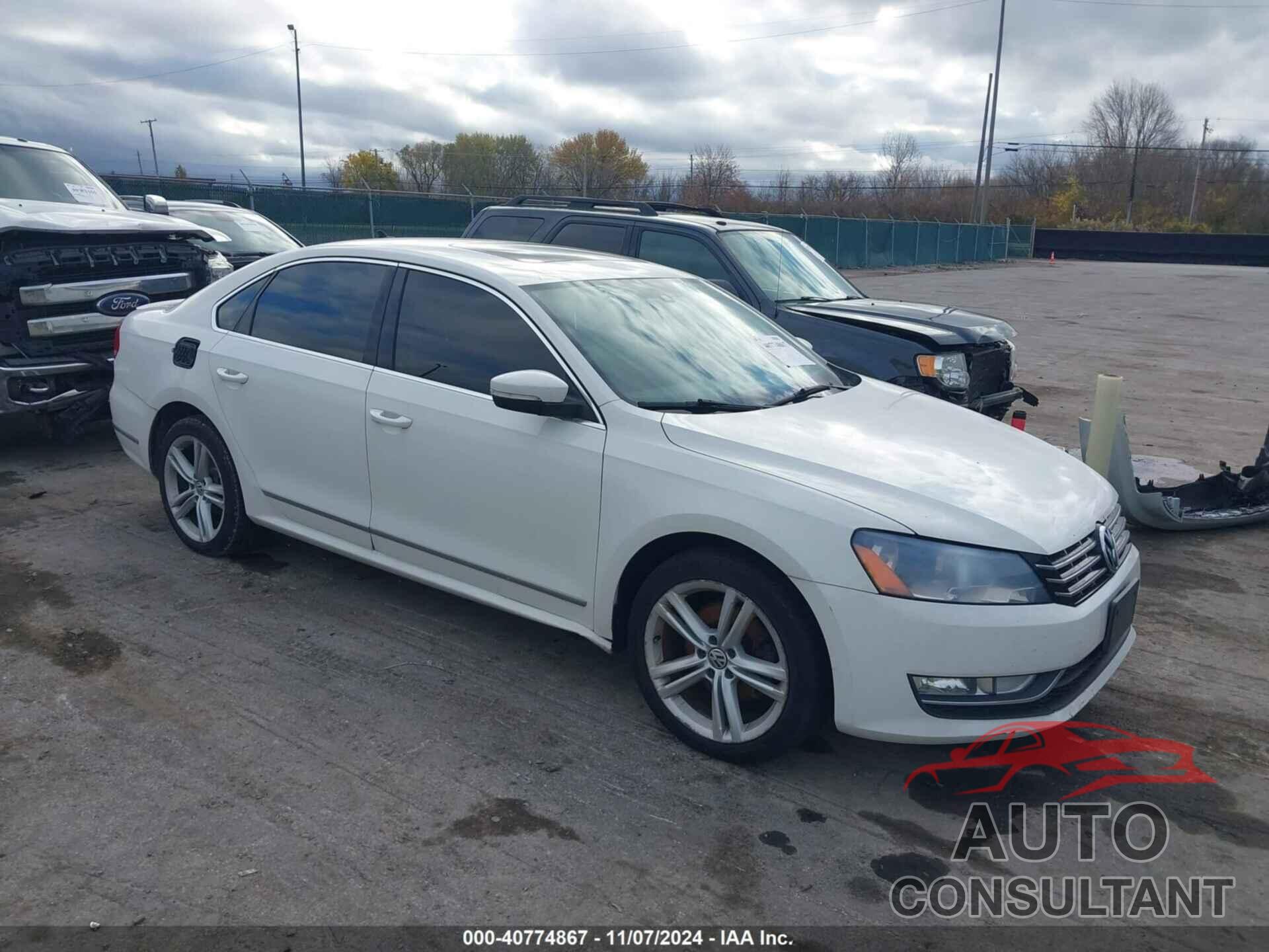 VOLKSWAGEN PASSAT 2014 - 1VWCN7A30EC005329