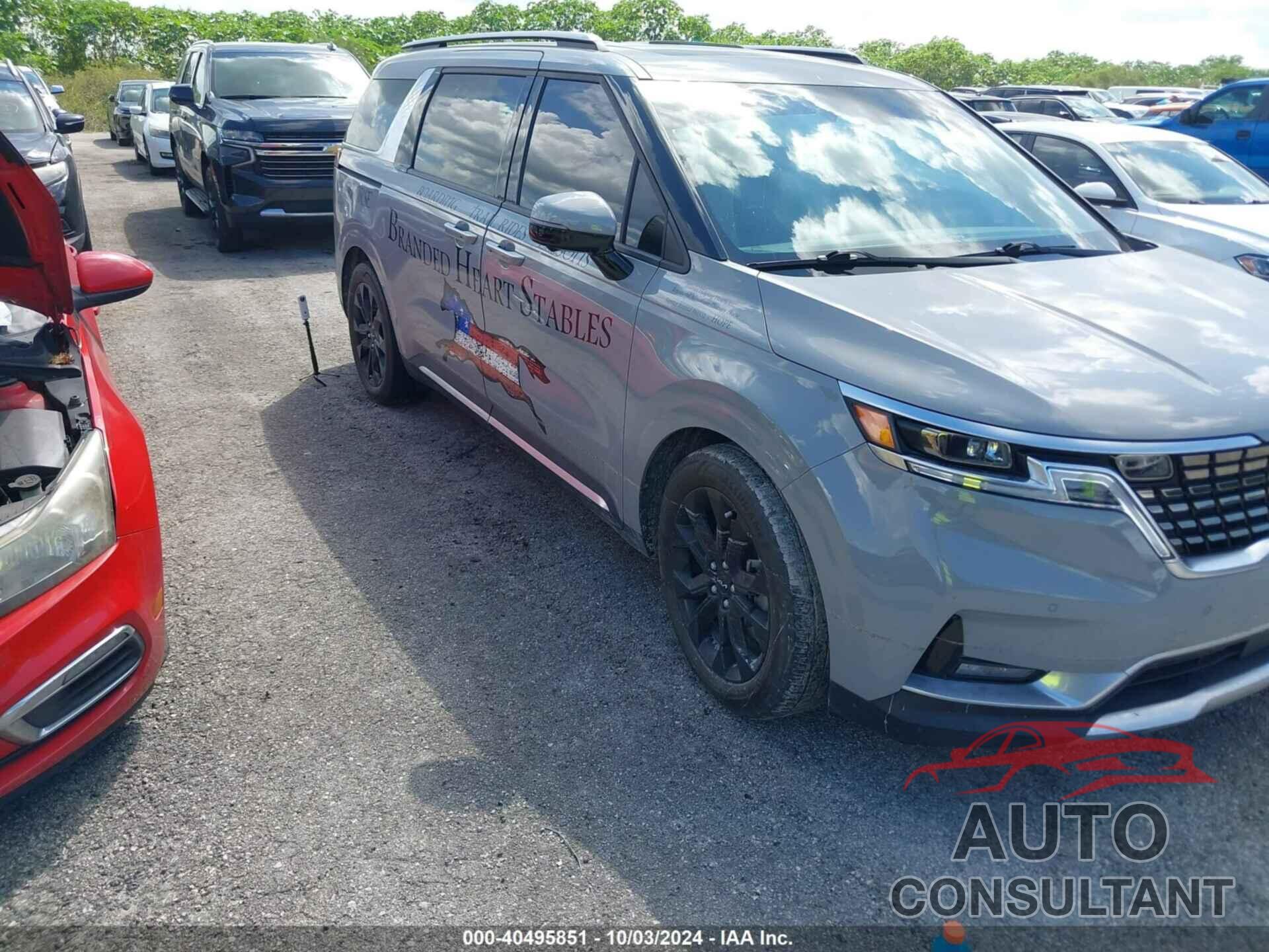 KIA CARNIVAL MPV 2022 - KNDNE5H31N6156183