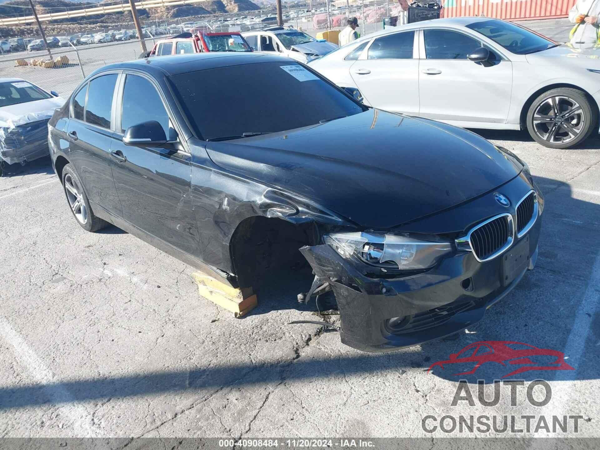BMW 328I 2013 - WBA3B5G52DNS03998