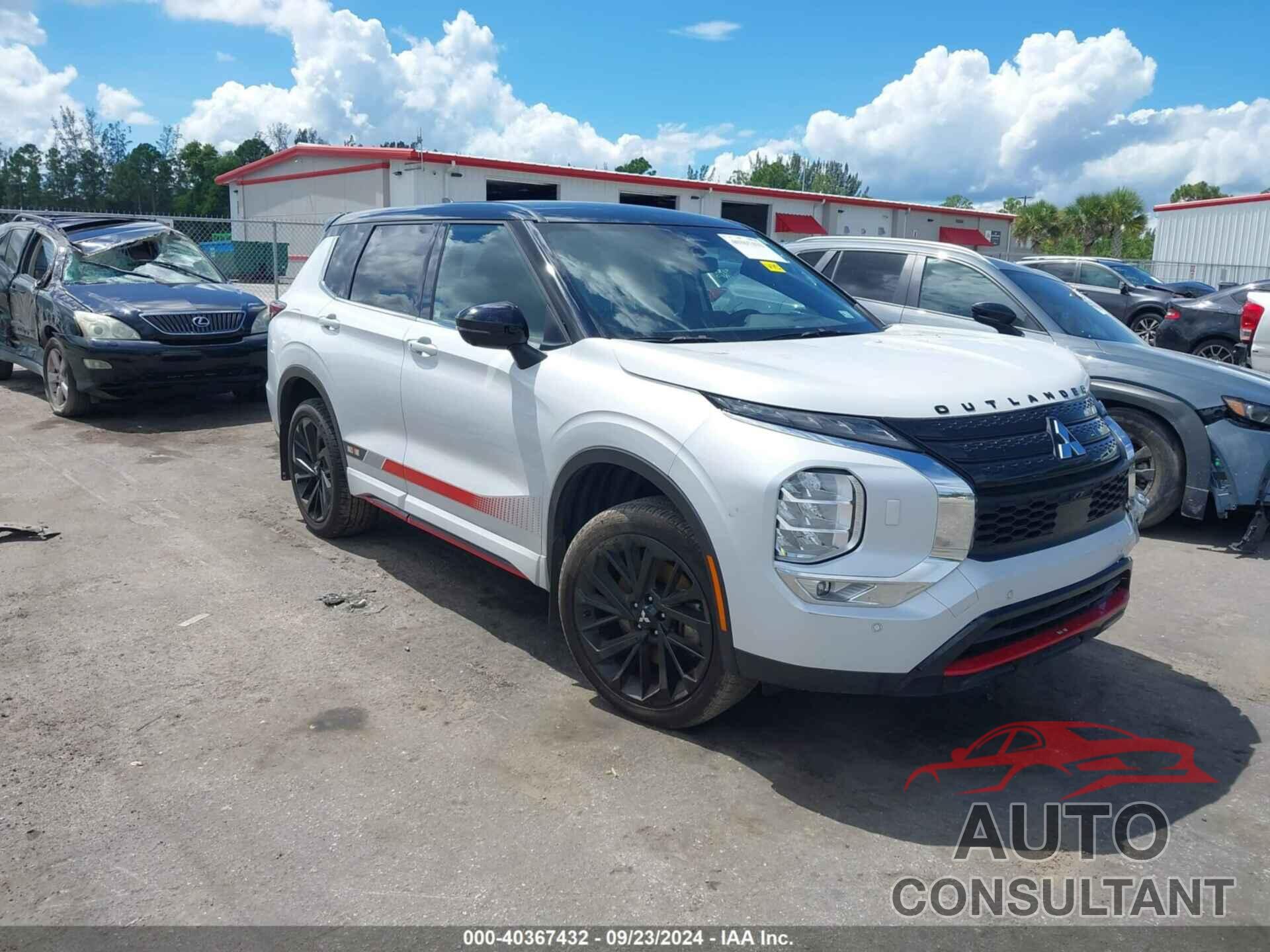 MITSUBISHI OUTLANDER 2023 - JA4J4UA87PZ033372