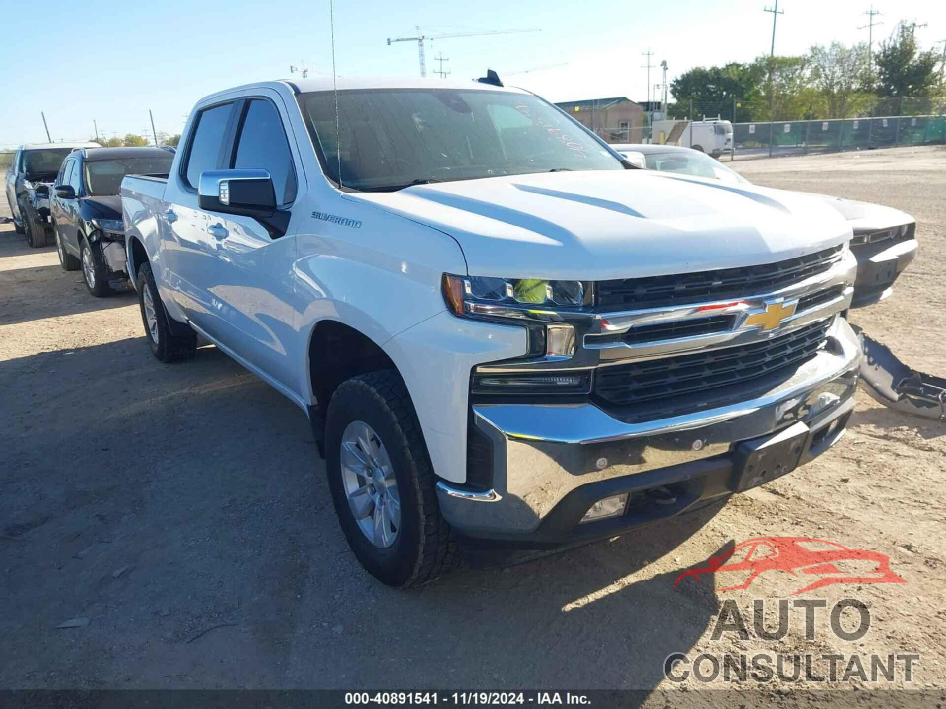 CHEVROLET SILVERADO 1500 2019 - 1GCUYDED7KZ325109