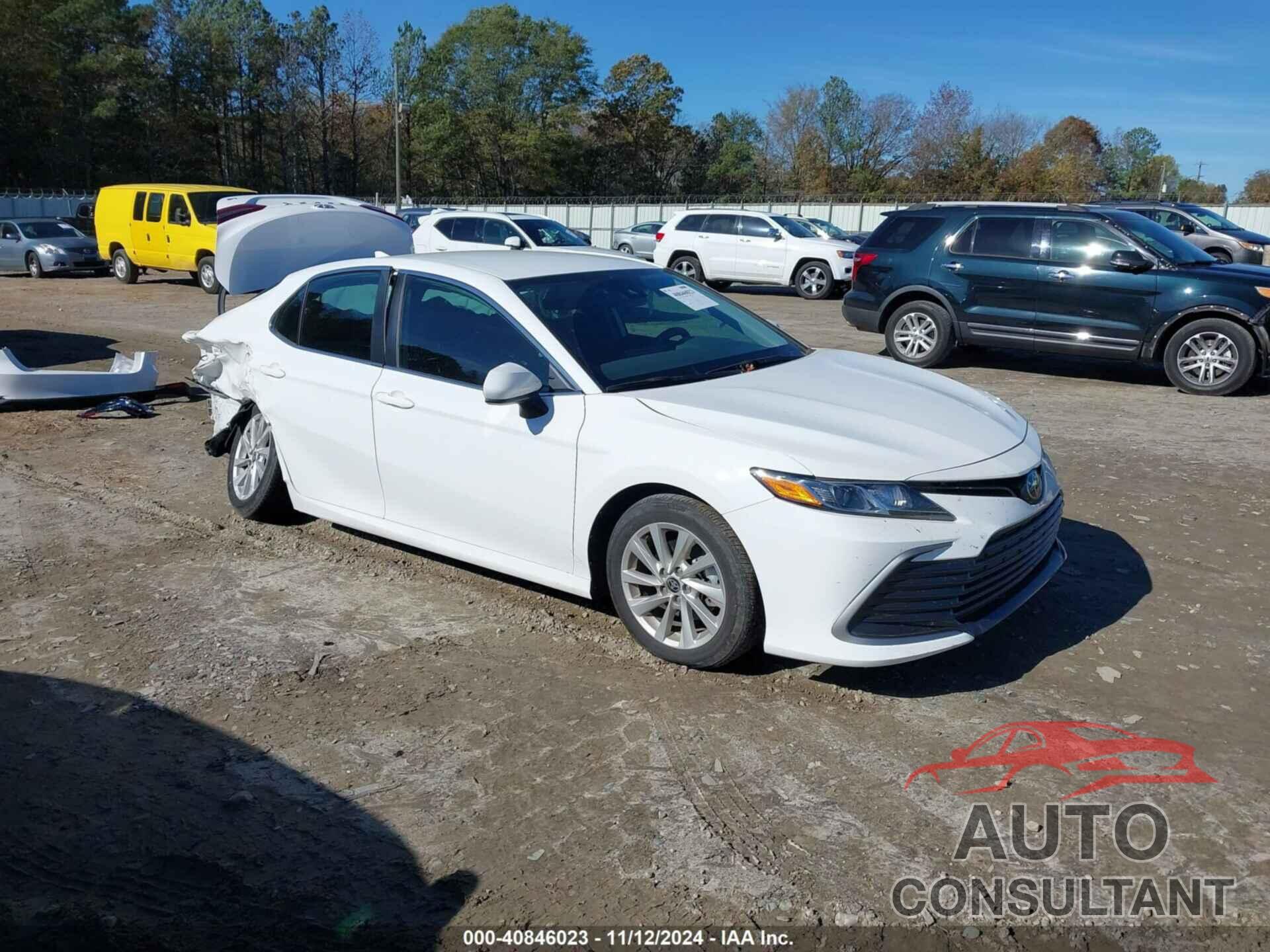 TOYOTA CAMRY 2023 - 4T1C11AK0PU829150