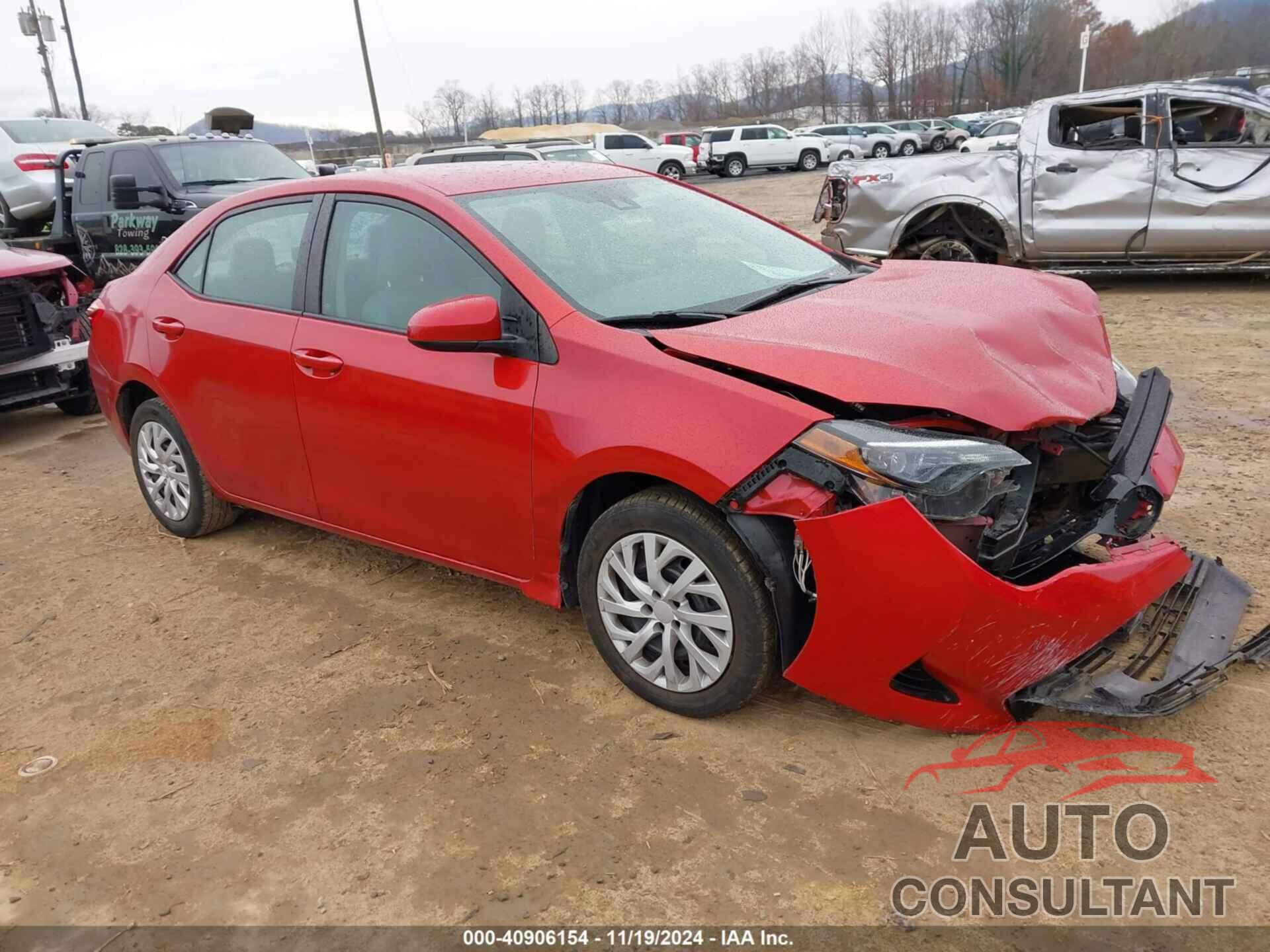 TOYOTA COROLLA 2018 - 5YFBURHE0JP756629