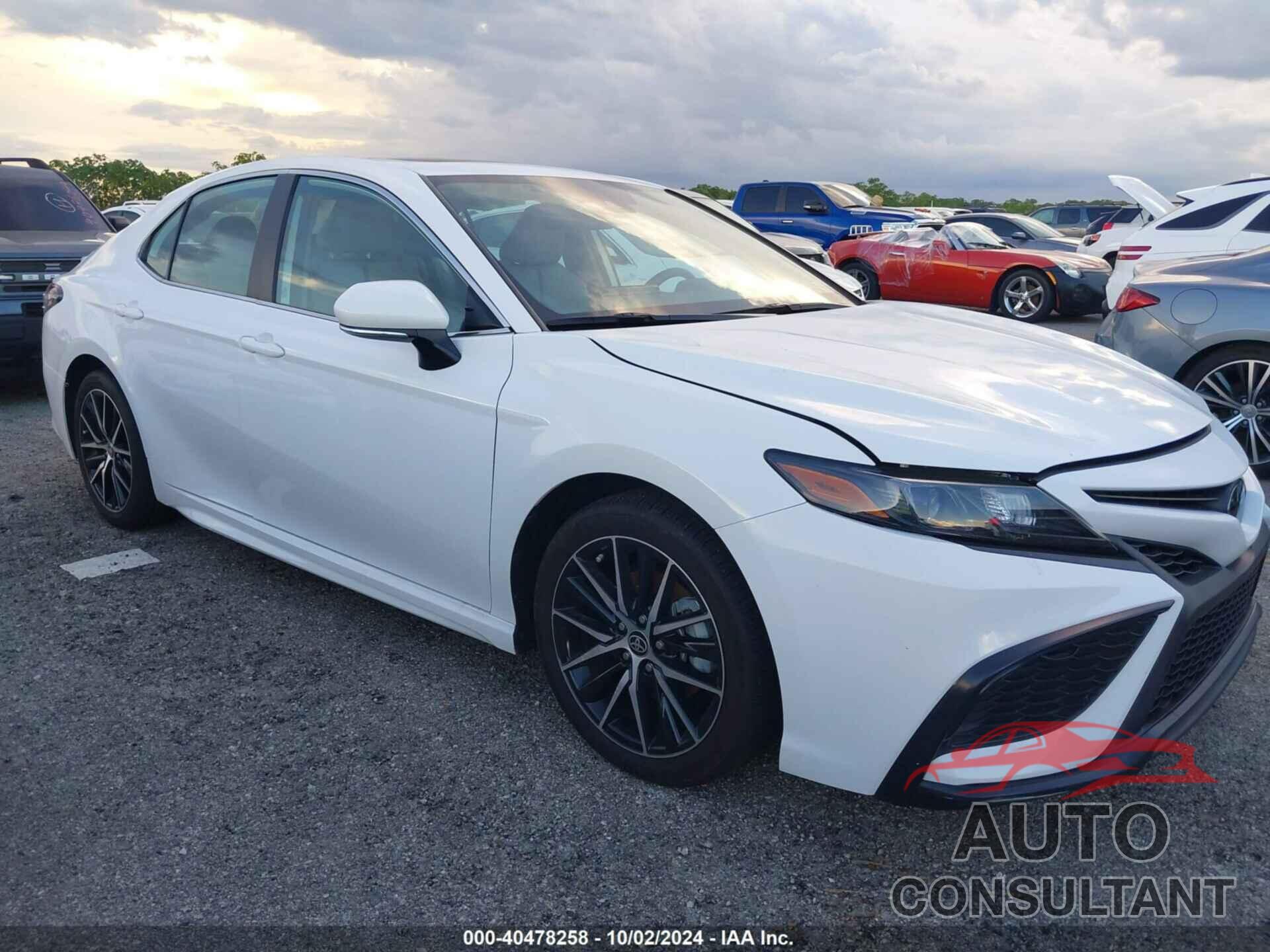 TOYOTA CAMRY 2023 - 4T1G11AK2PU821441