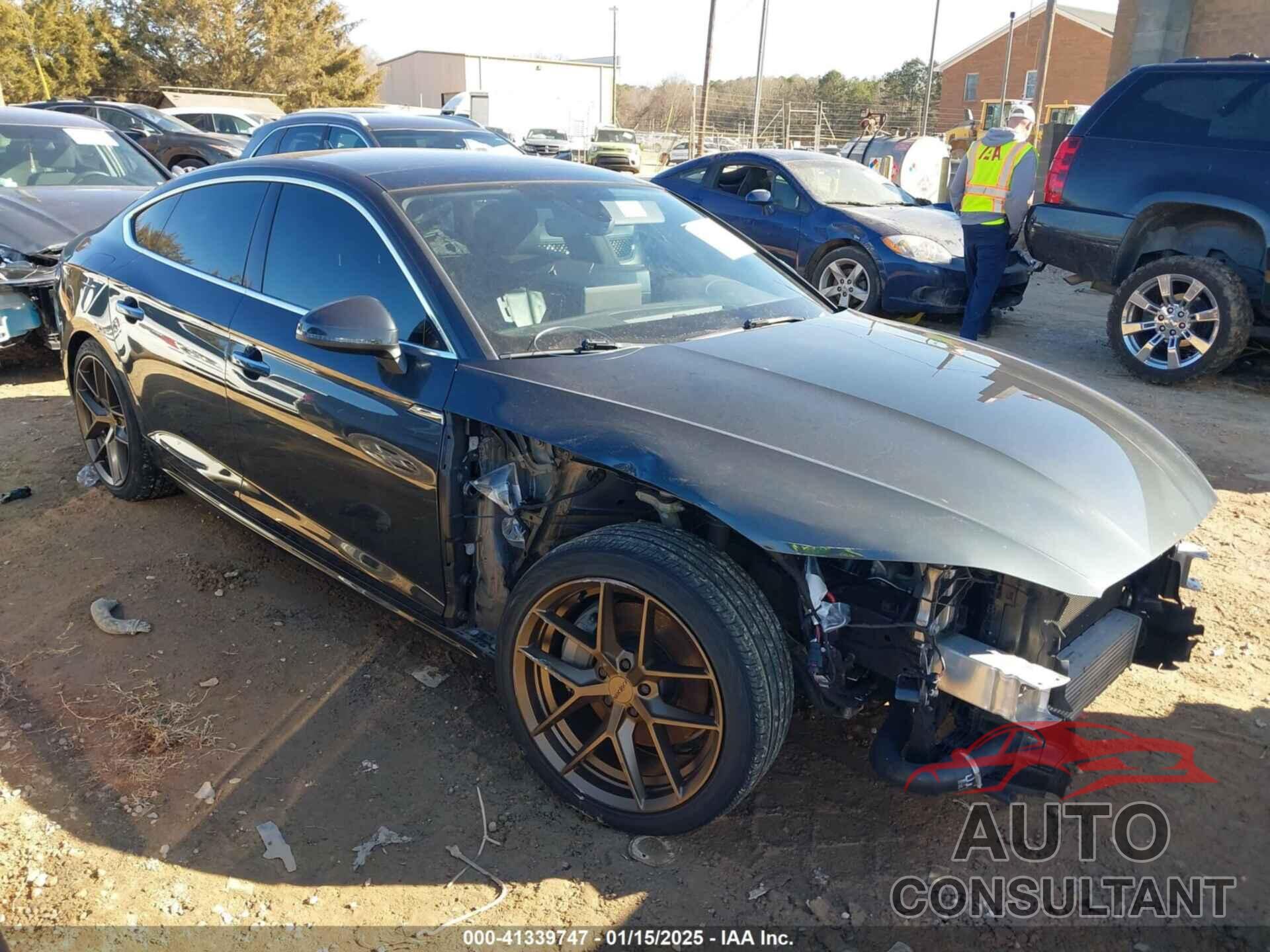 AUDI A5 2019 - WAUBNCF55KA018020