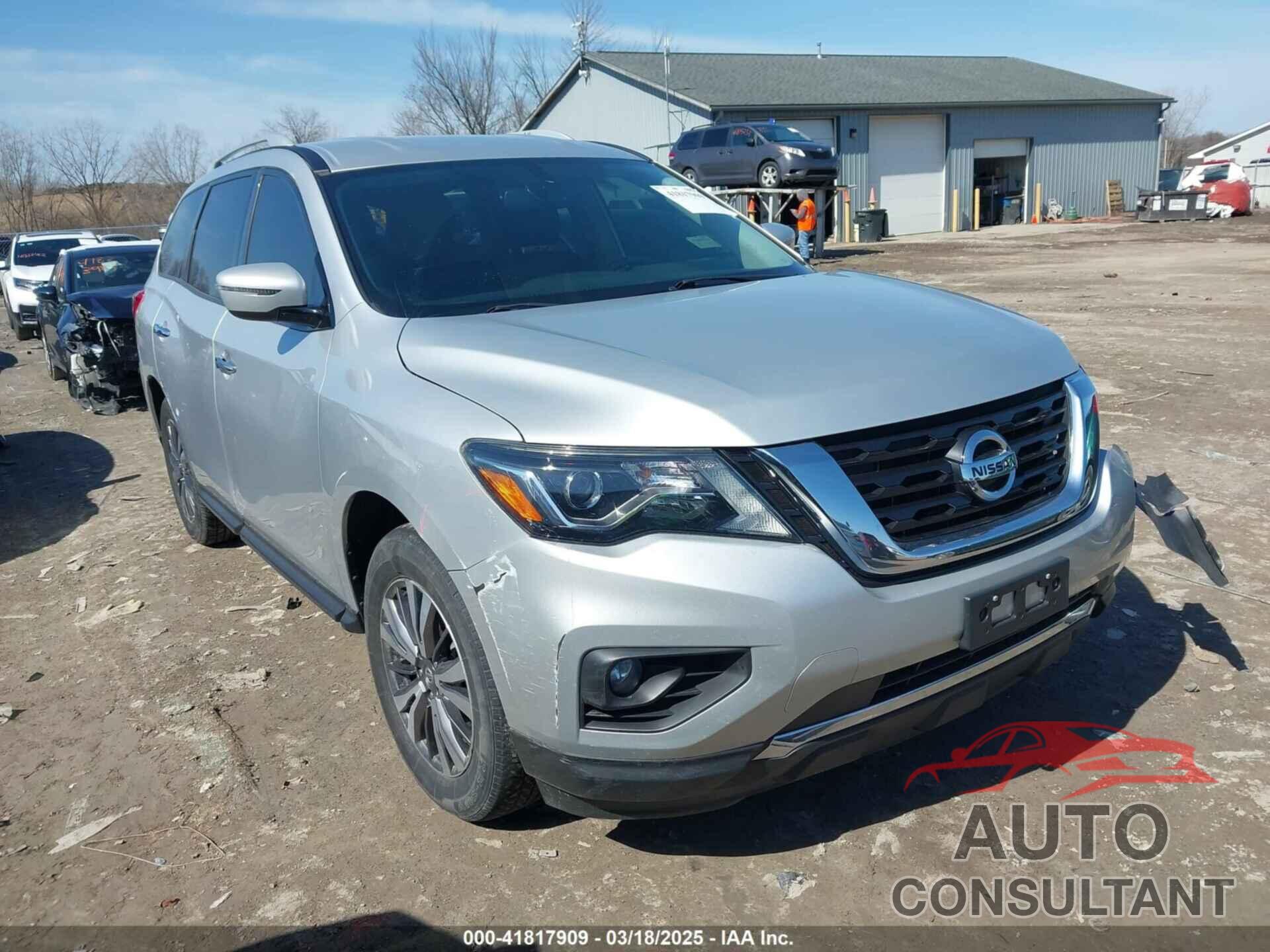 NISSAN PATHFINDER 2018 - 5N1DR2MM0JC654685