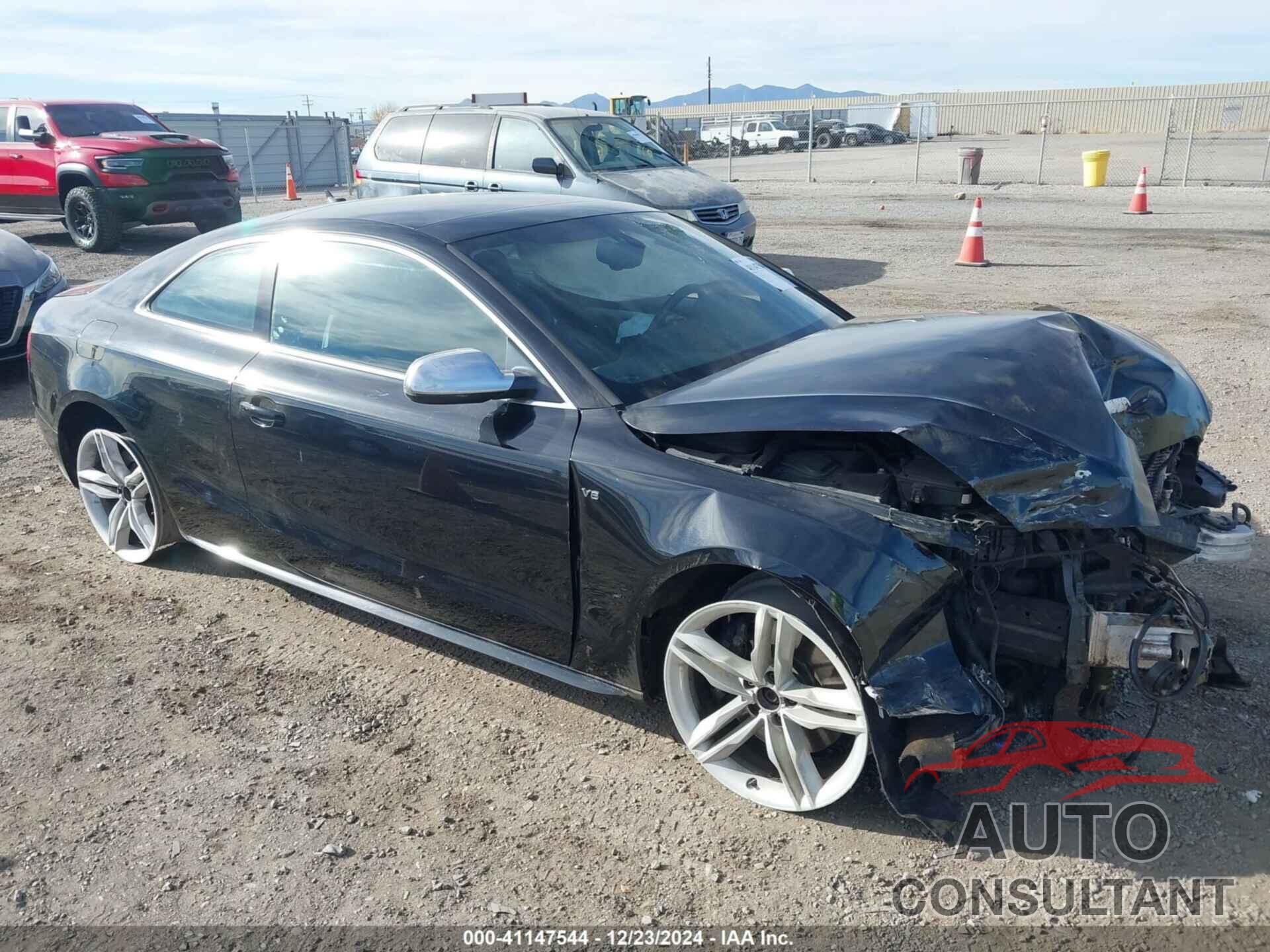 AUDI S5 2010 - WAUVVAFR9AA024793