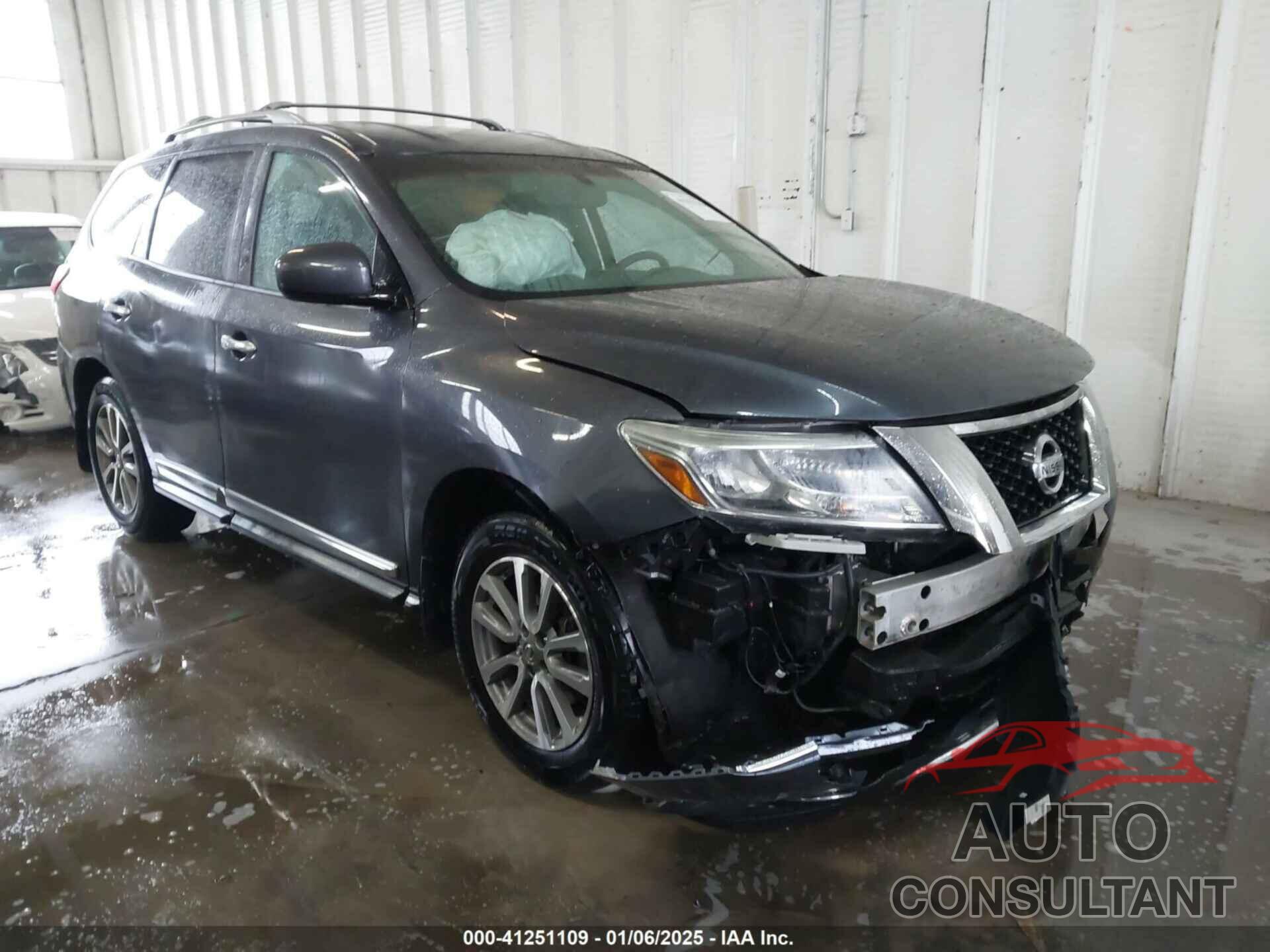 NISSAN PATHFINDER 2013 - 5N1AR2MN1DC647521