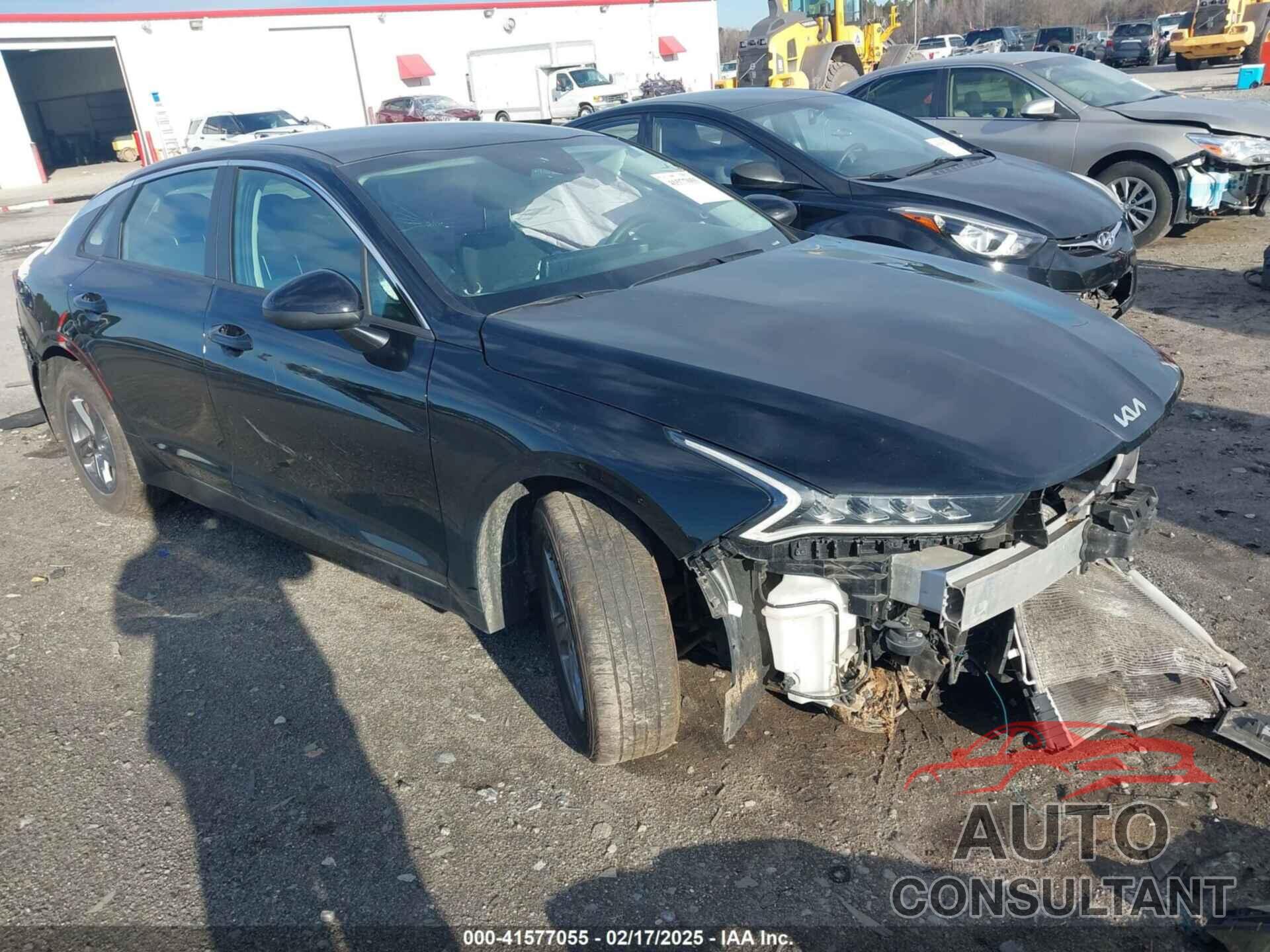 KIA K5 2022 - 5XXG14J29NG114622